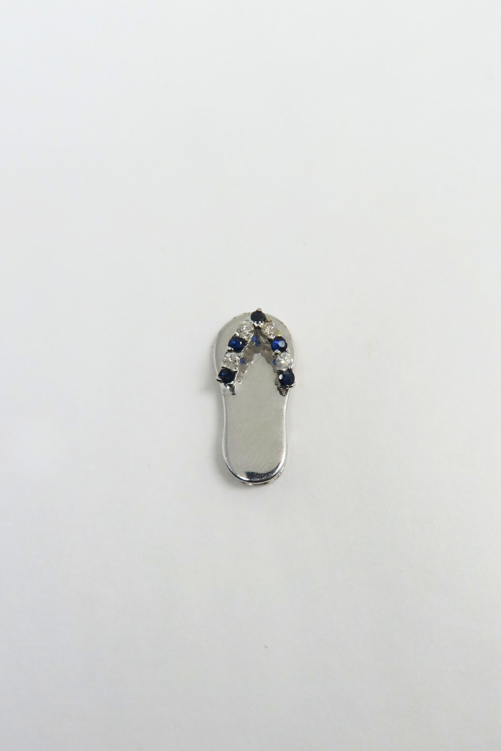 Sapphire & Diamond Slippah in White Gold