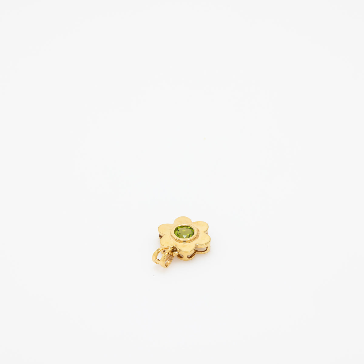 Akemi Peridot Flower Pendant