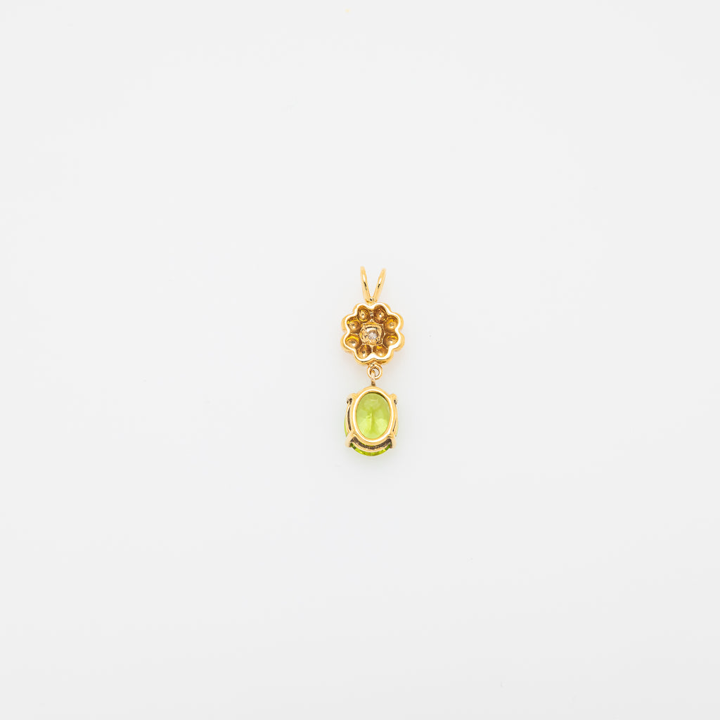 Vivian Peridot Dangling Flower Pendant