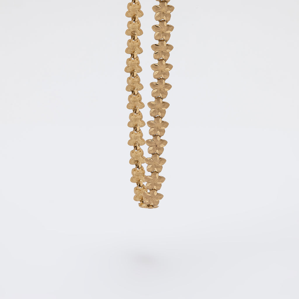 Pointed Petals Plumeria Bracelet in Yellow Gold