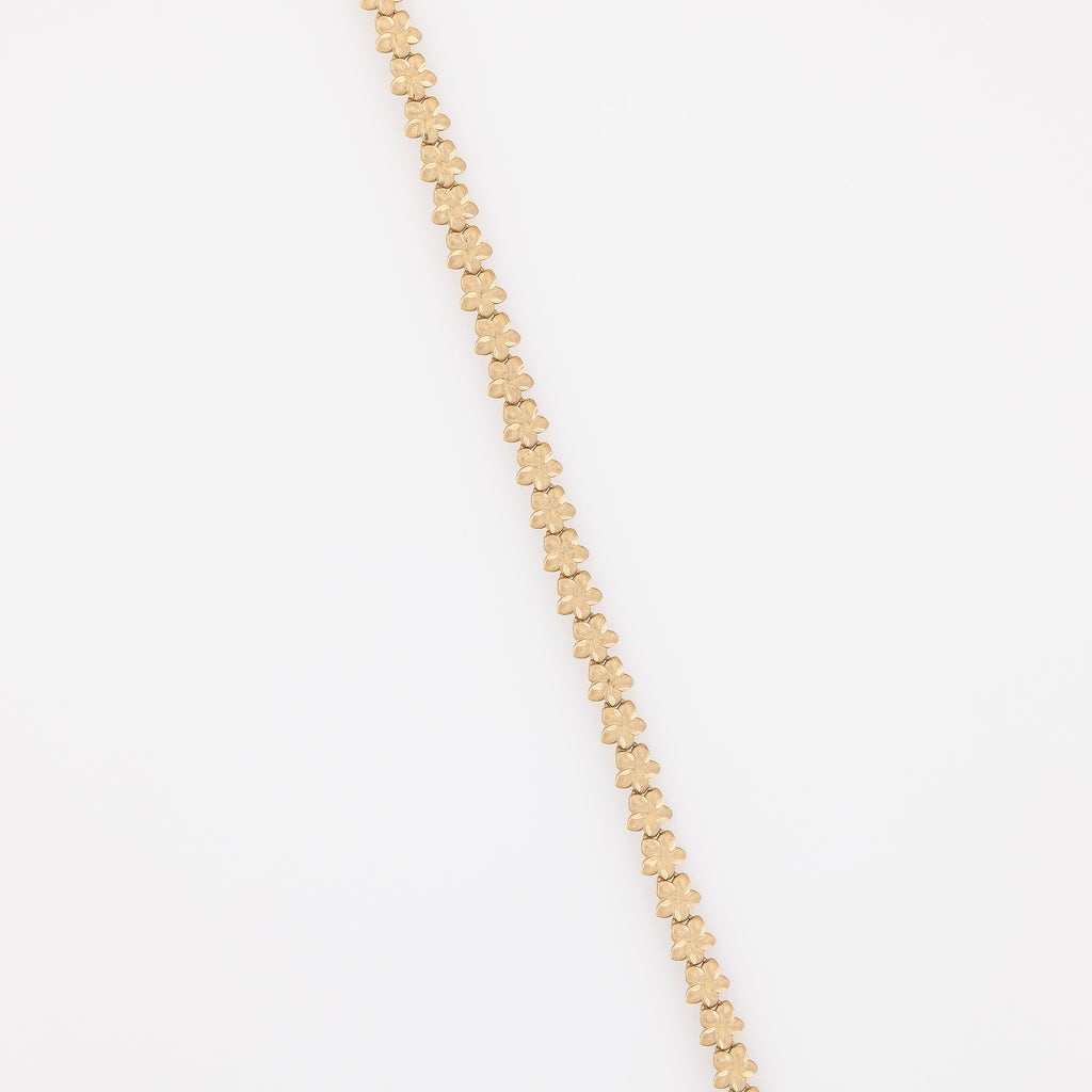 Pointed Petals Plumeria Bracelet in Yellow Gold