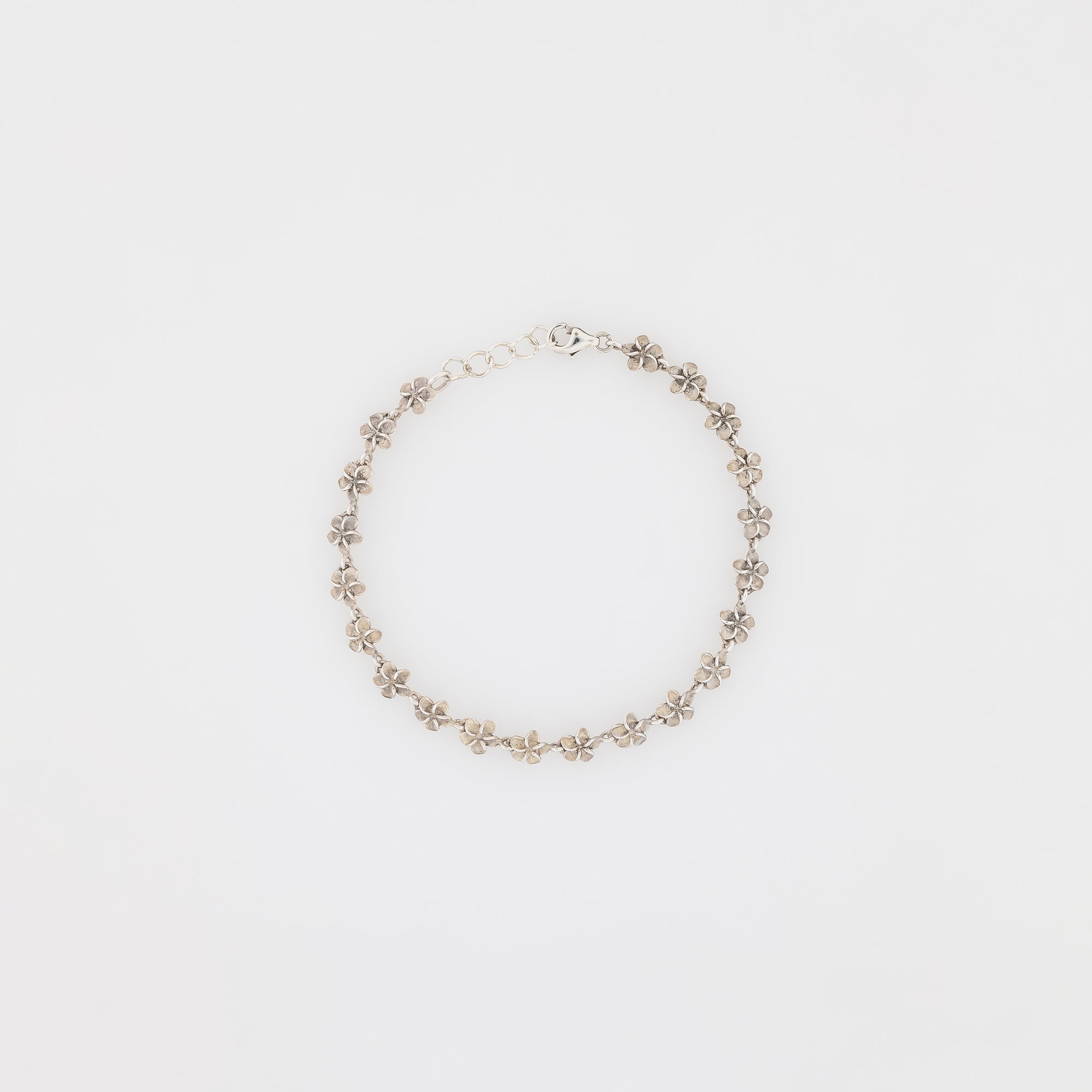 6mm Simple Plumeria Bracelet
