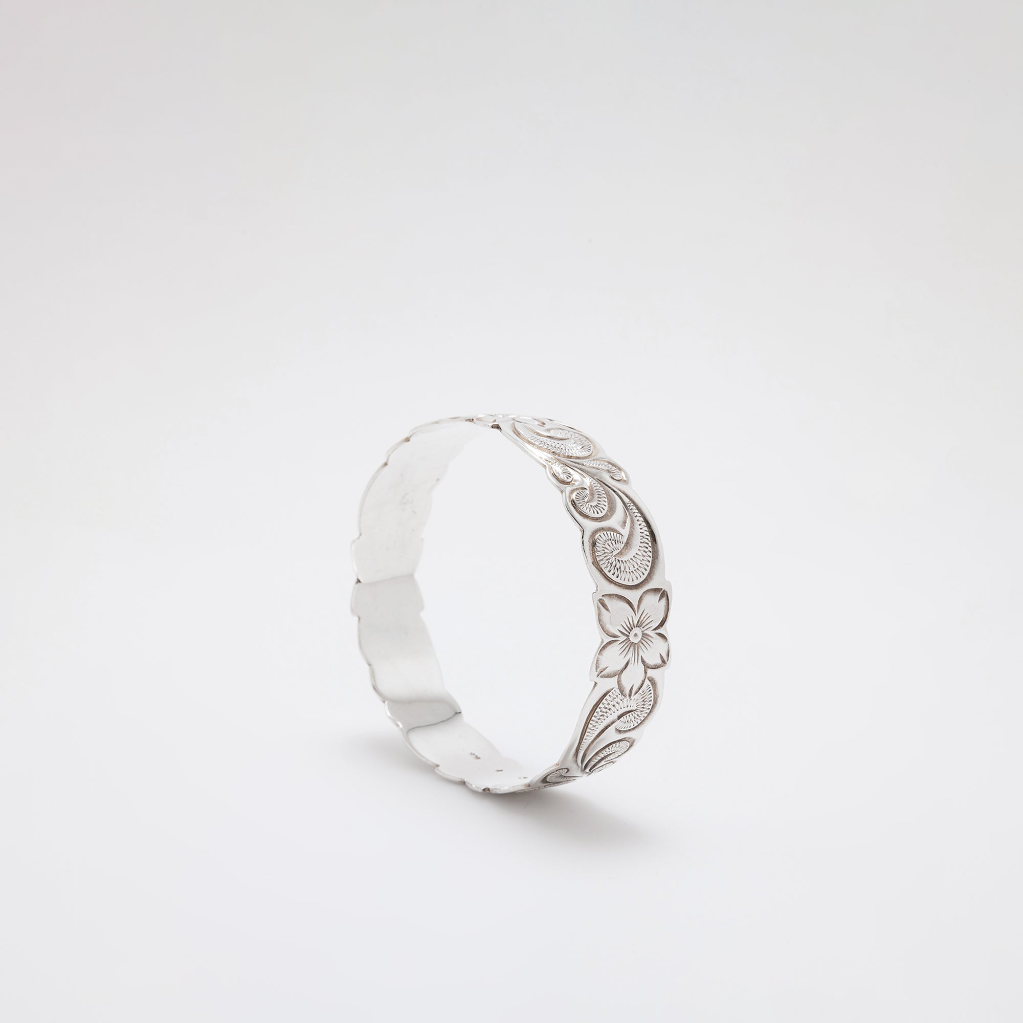 Four Plumeria Bangle Ver.1