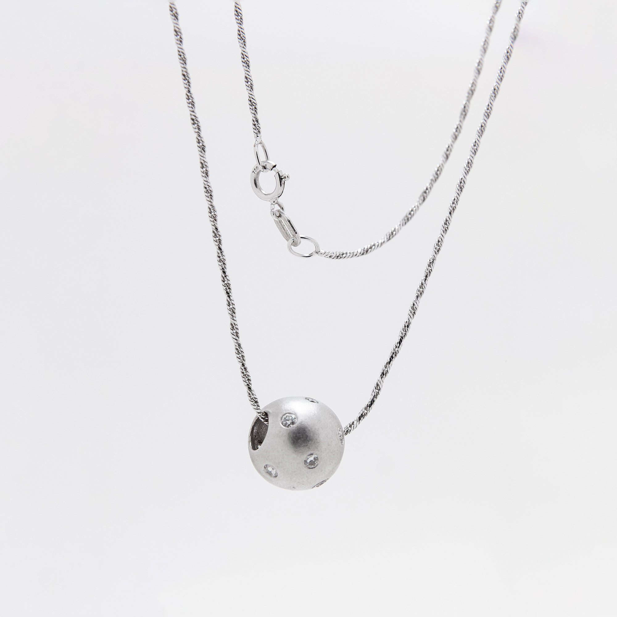 Chiou Necklace
