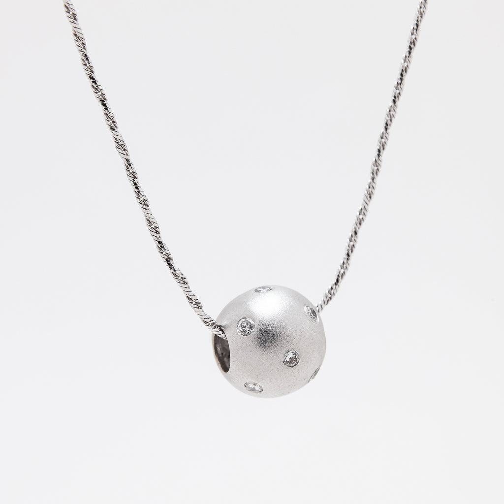 Chiou Necklace
