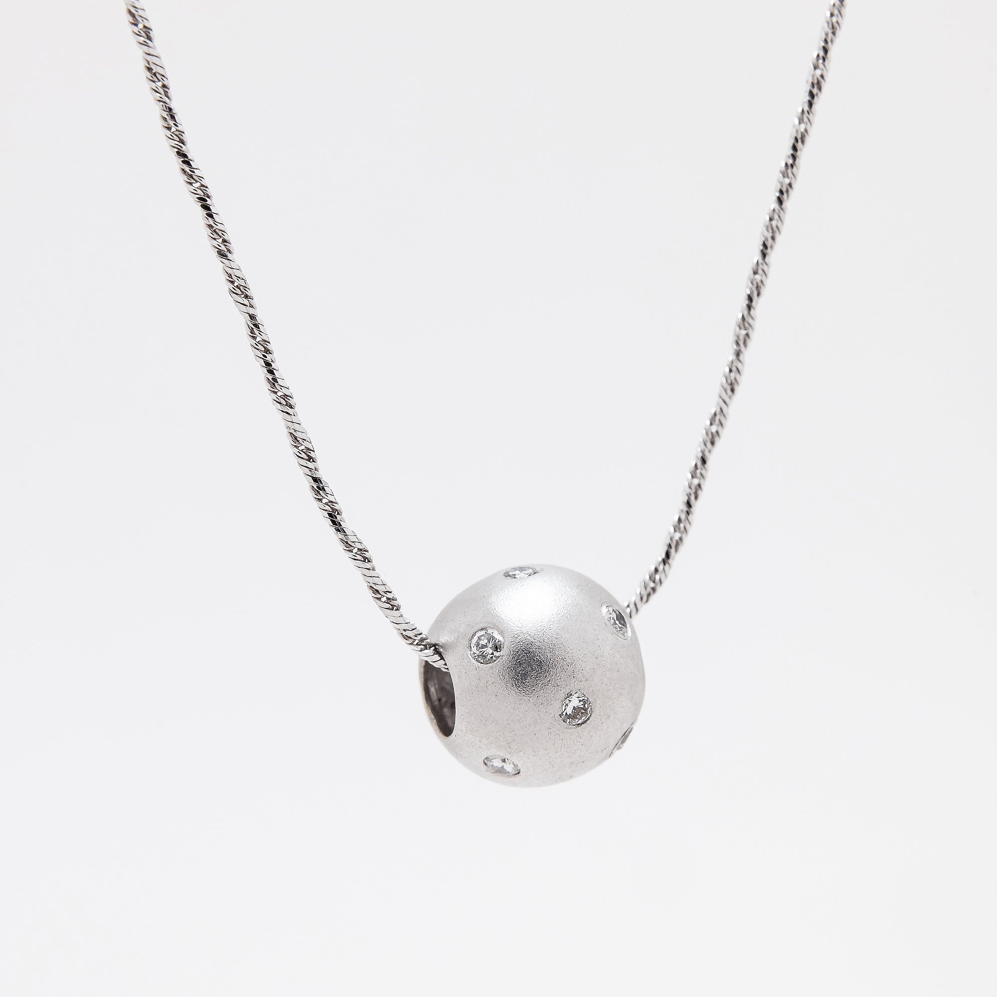 Chiou Necklace