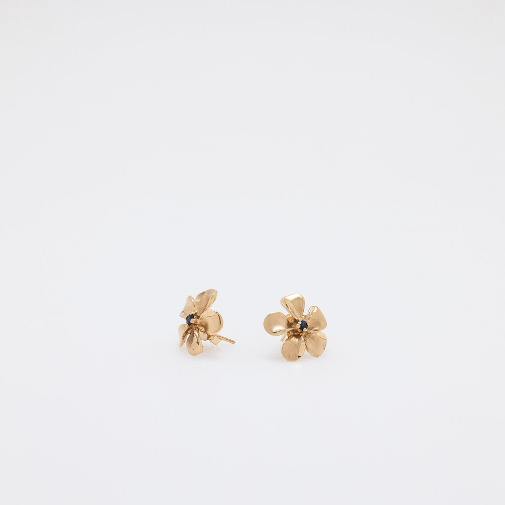 Sapphire Plumeria Smooth Studs in Yellow Gold