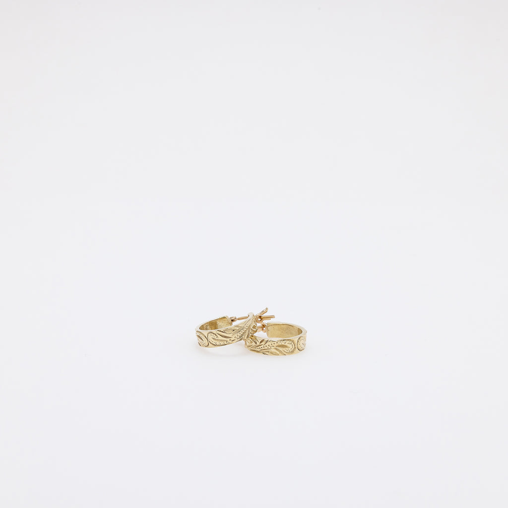 Single Plumeria + Hawaiian Heritage Engraved Huggie Hoops in Green Gold