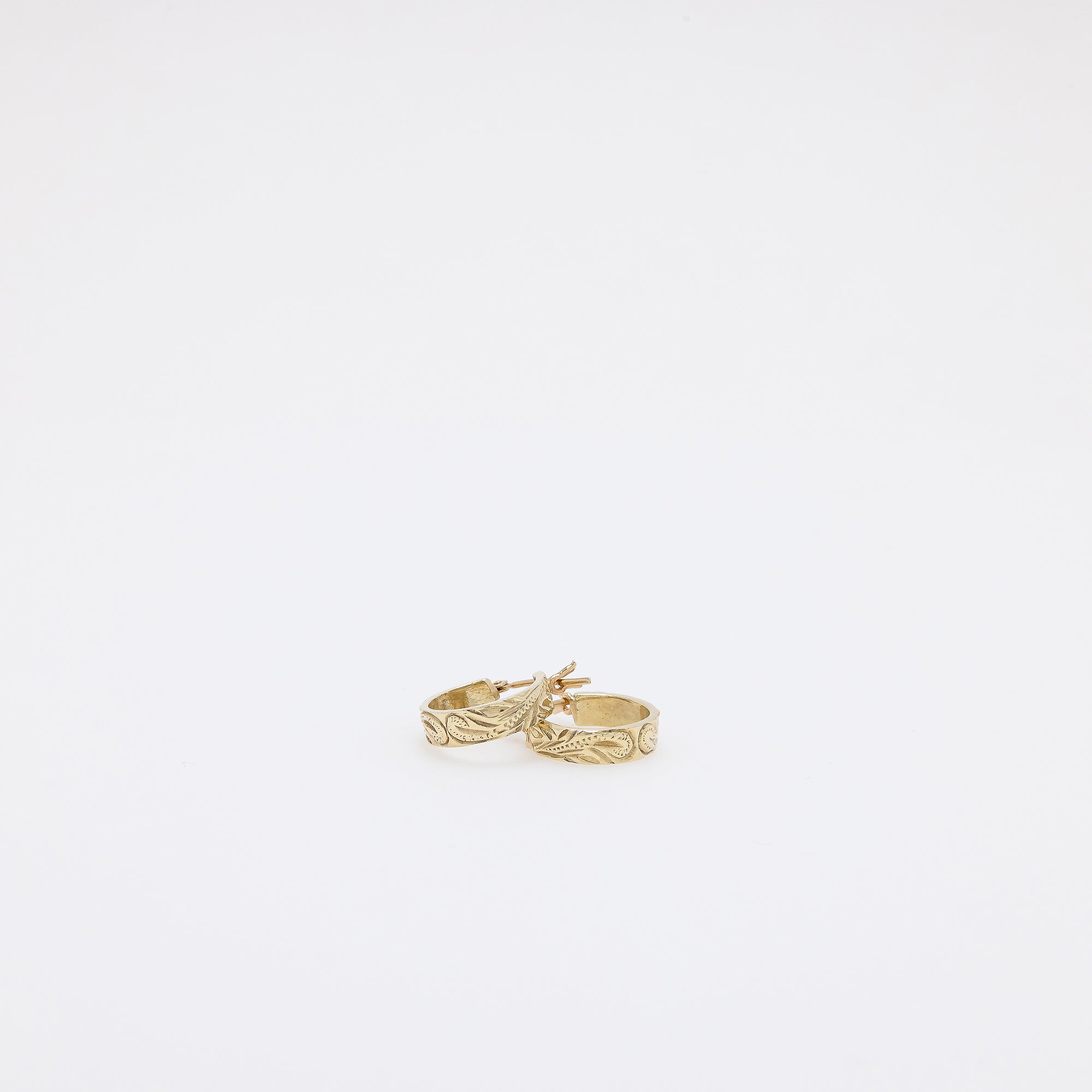 Single Plumeria + Hawaiian Heritage Engraved Huggie Hoops in Green Gold