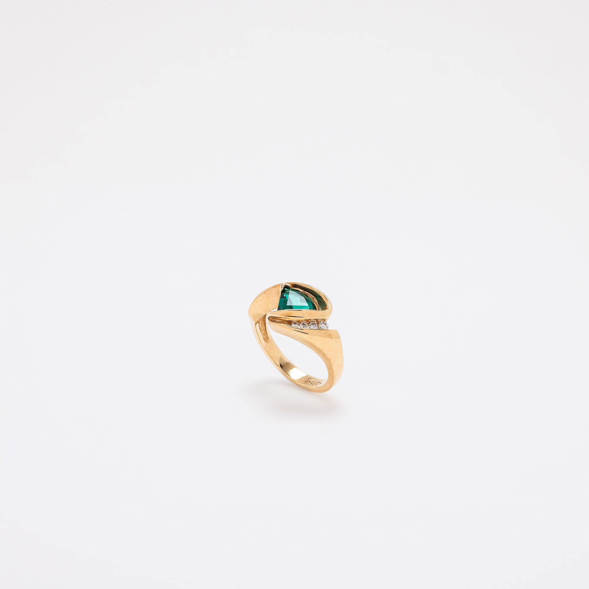 Ann Ring