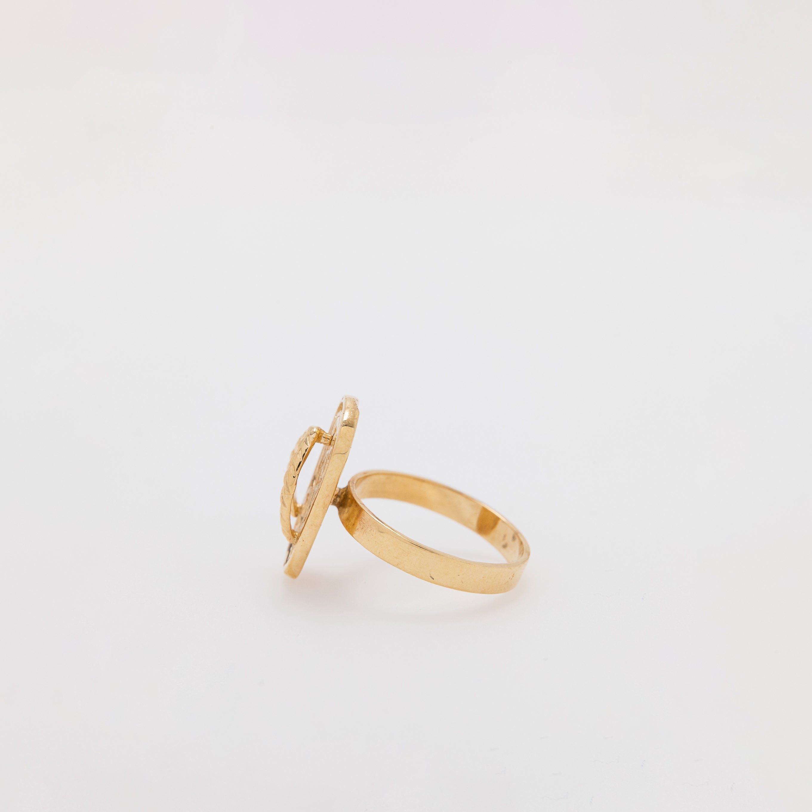 Scroll Slippah Ring [Size 6]