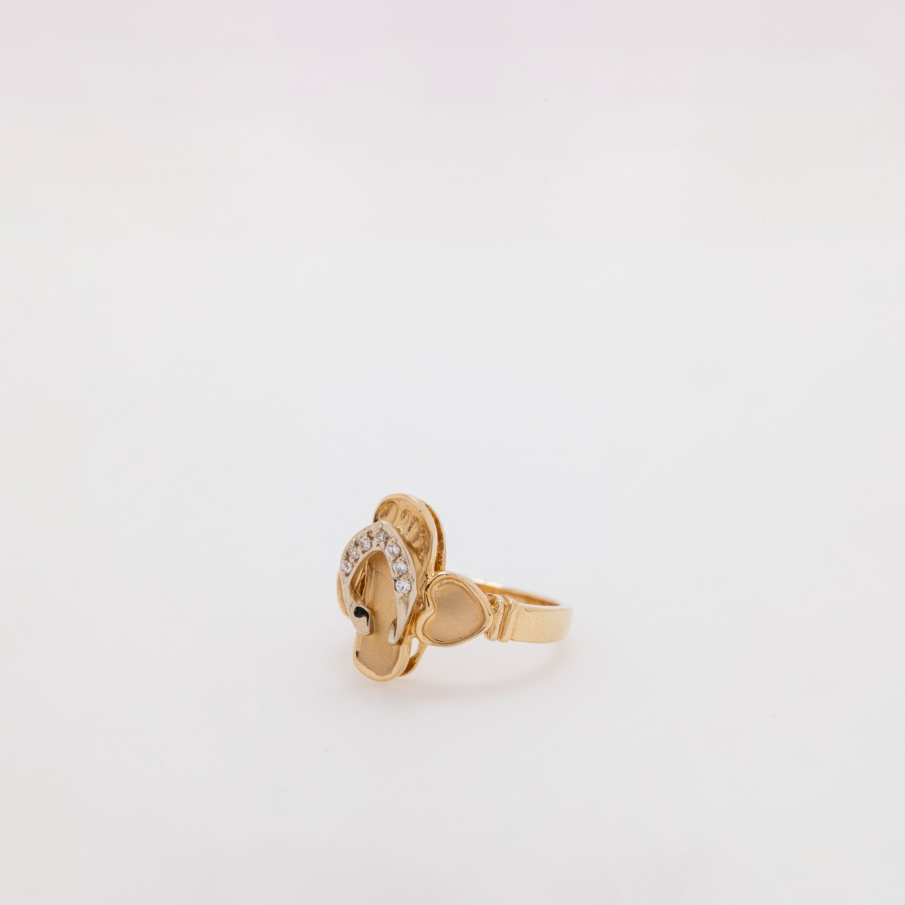 Diamond Strap Slippah Ring [Size 6.25]