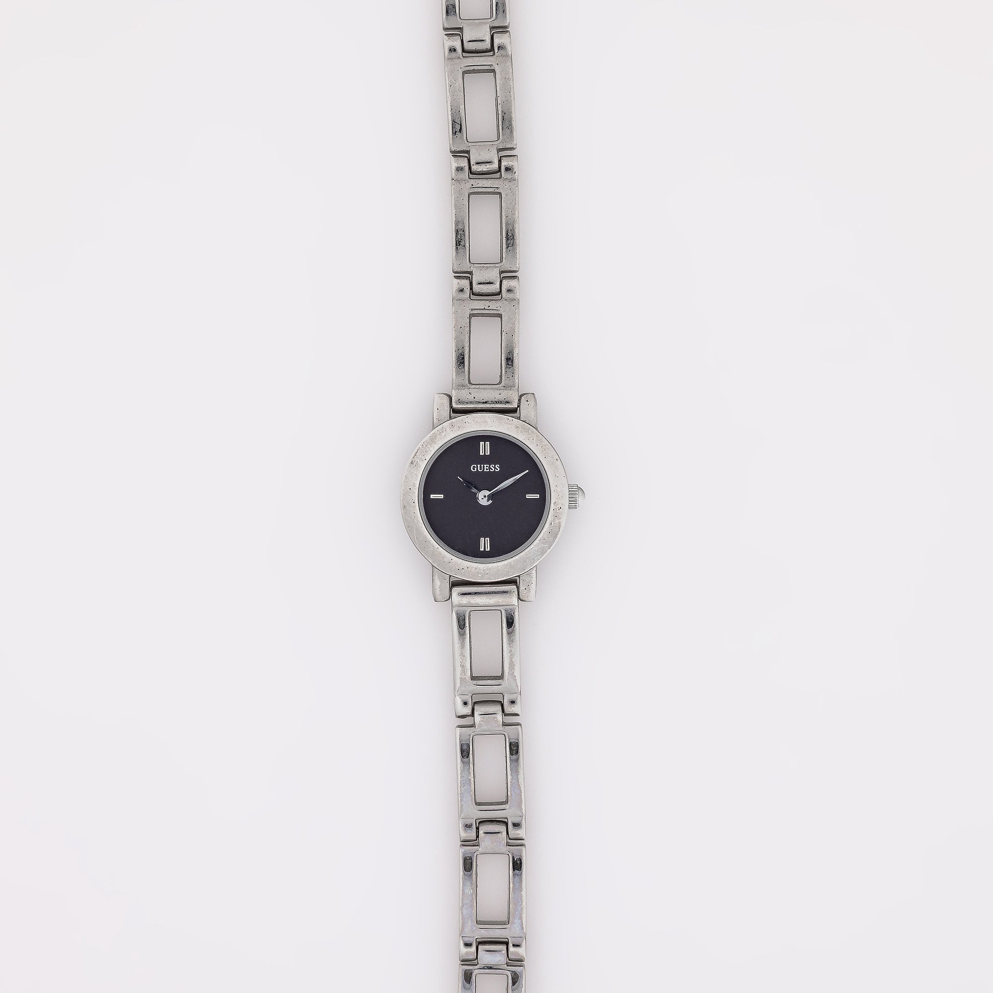 Kuro Circle Guess Watch