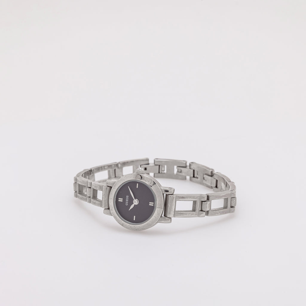Kuro Circle Guess Watch