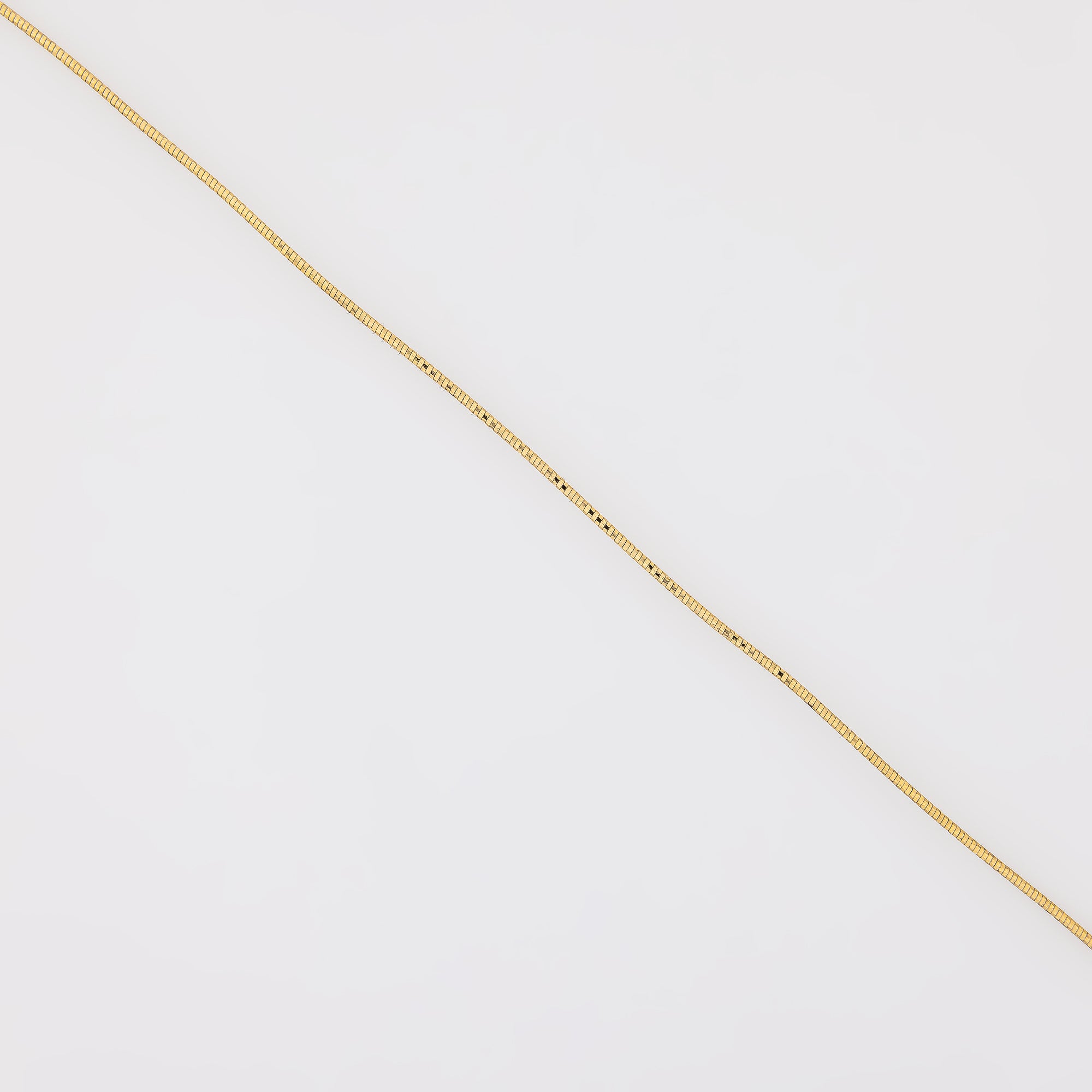 18" Box Chain in 14k Yellow Gold