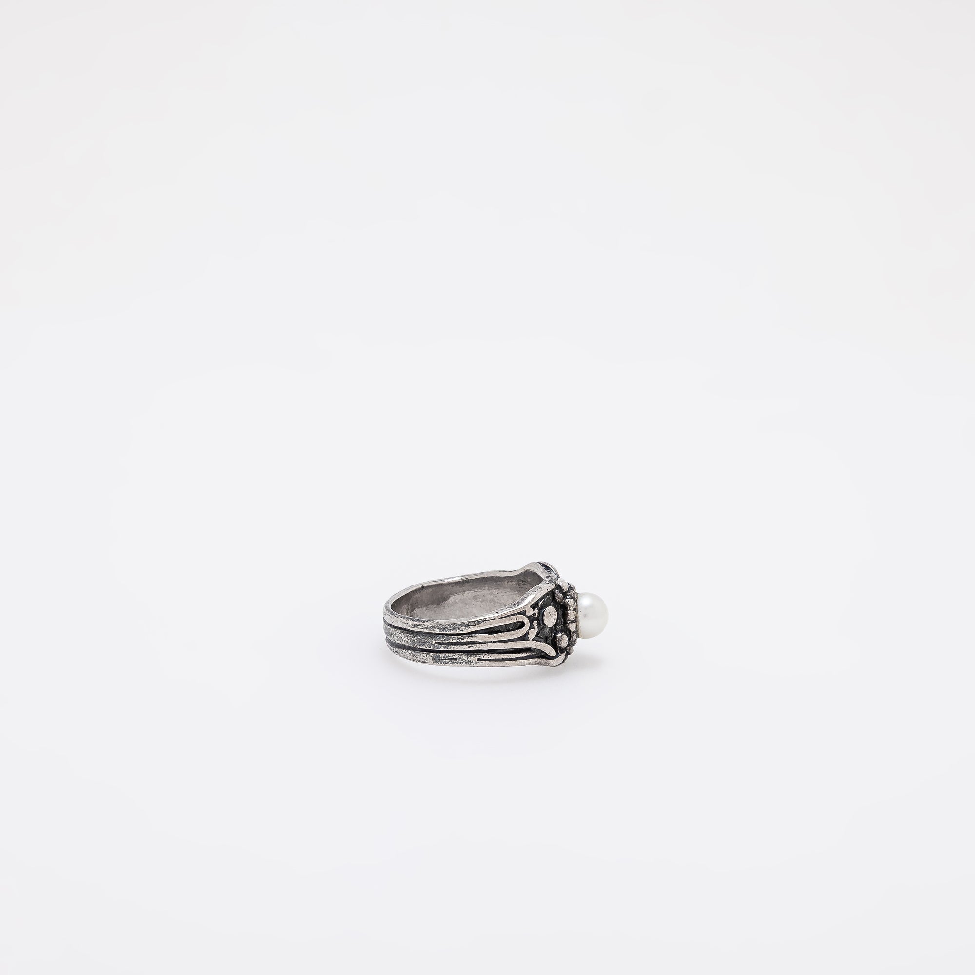 Toshika Pearl Ring