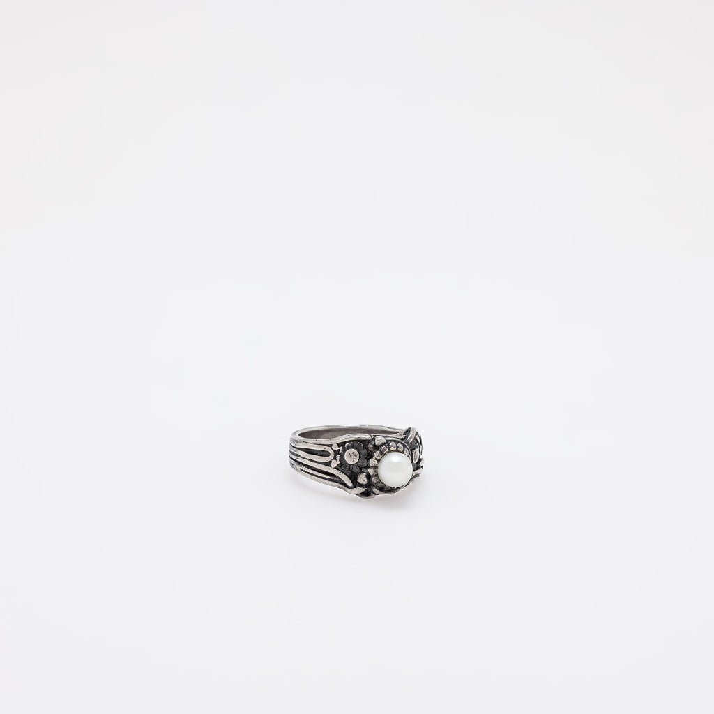Toshika Pearl Ring