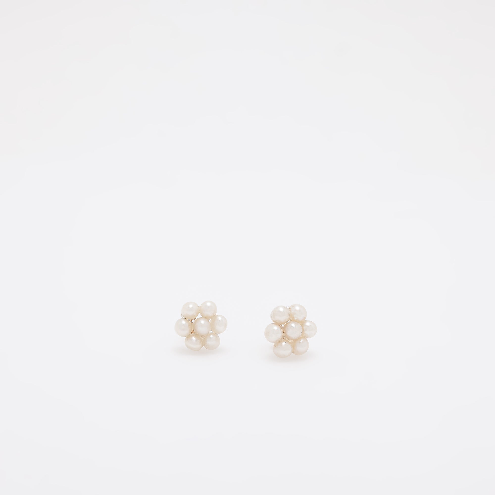 Jess Pearl Earrings