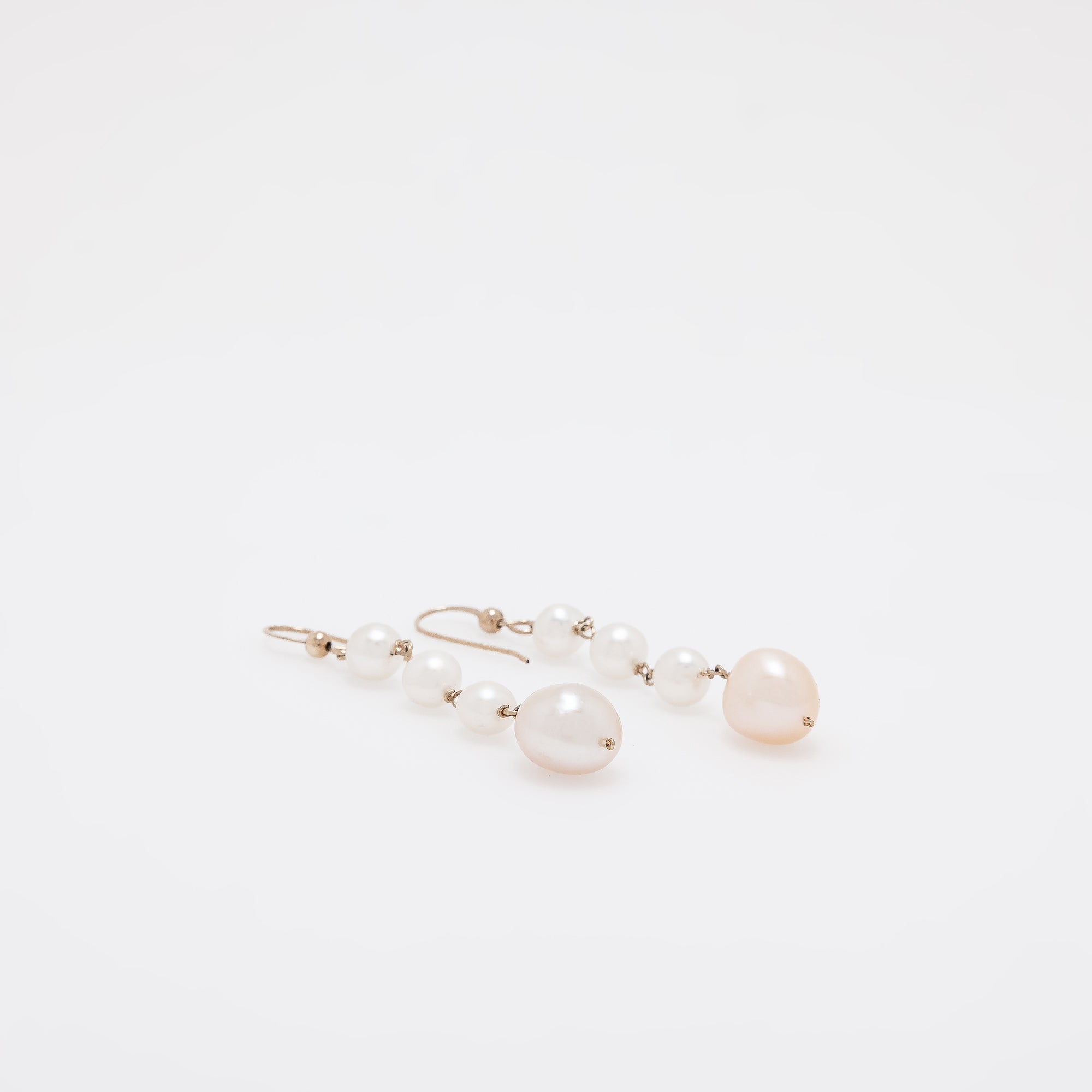 Bianca Pearl Earrings