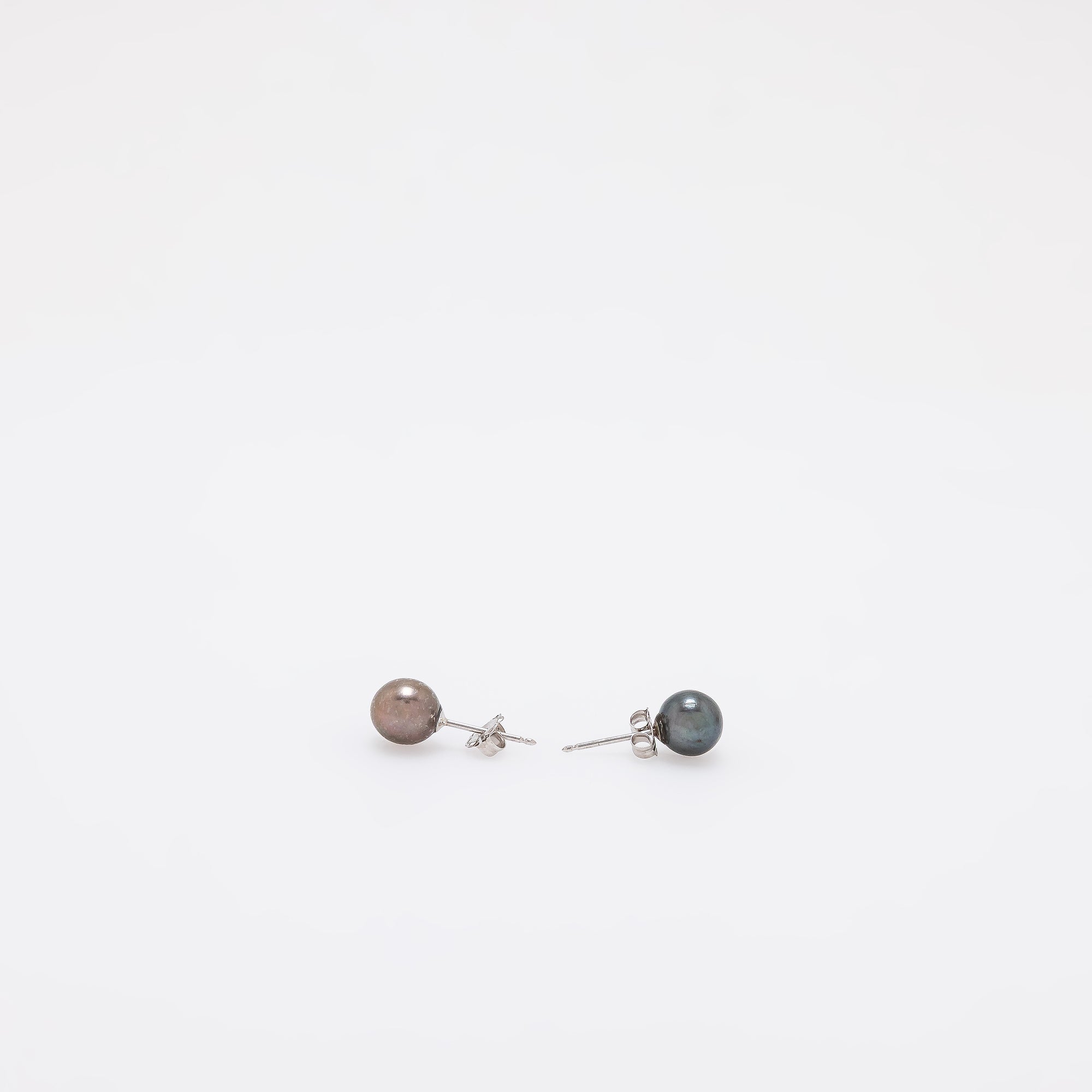 Shanda Pearl Earrings