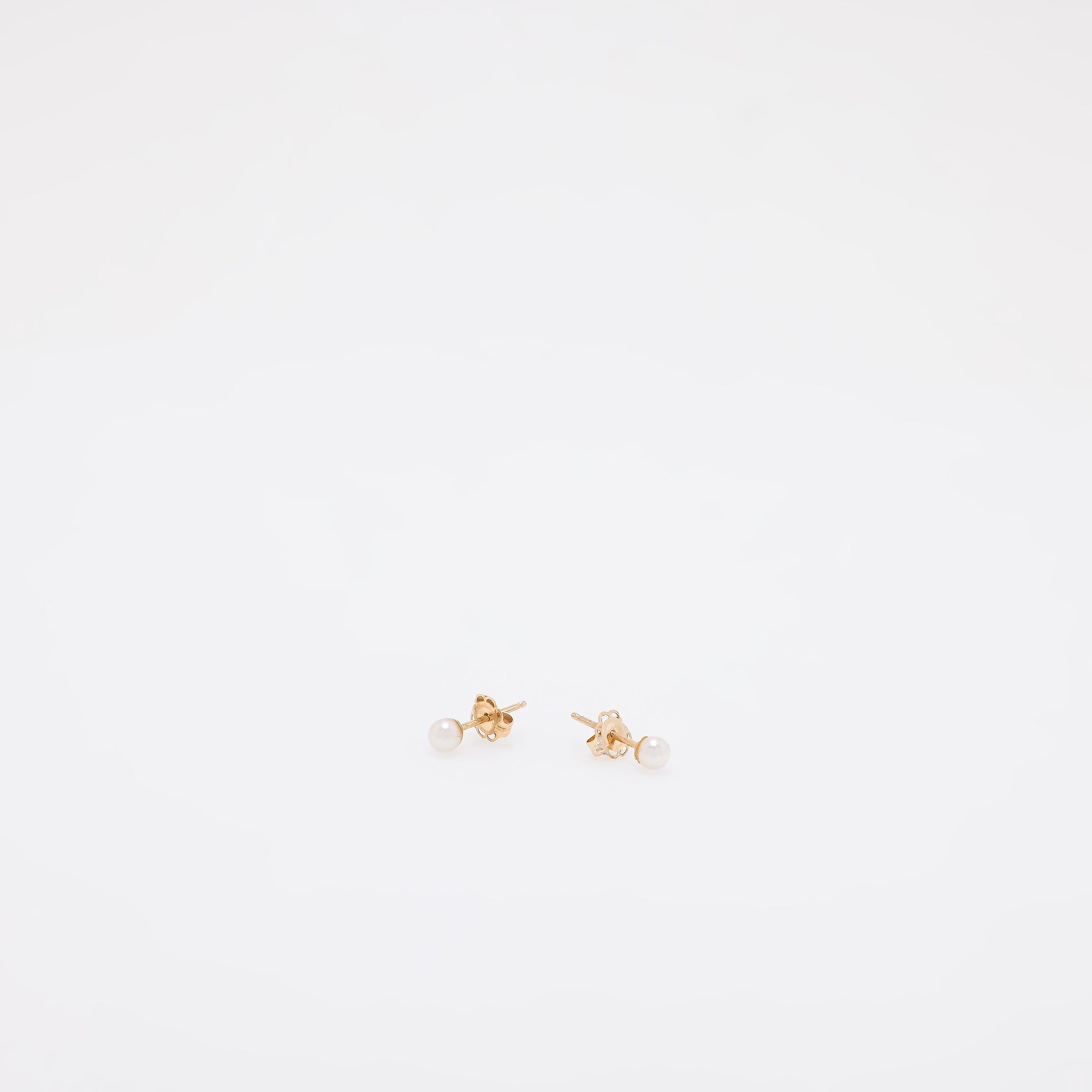 Fernanda Pearl Earrings