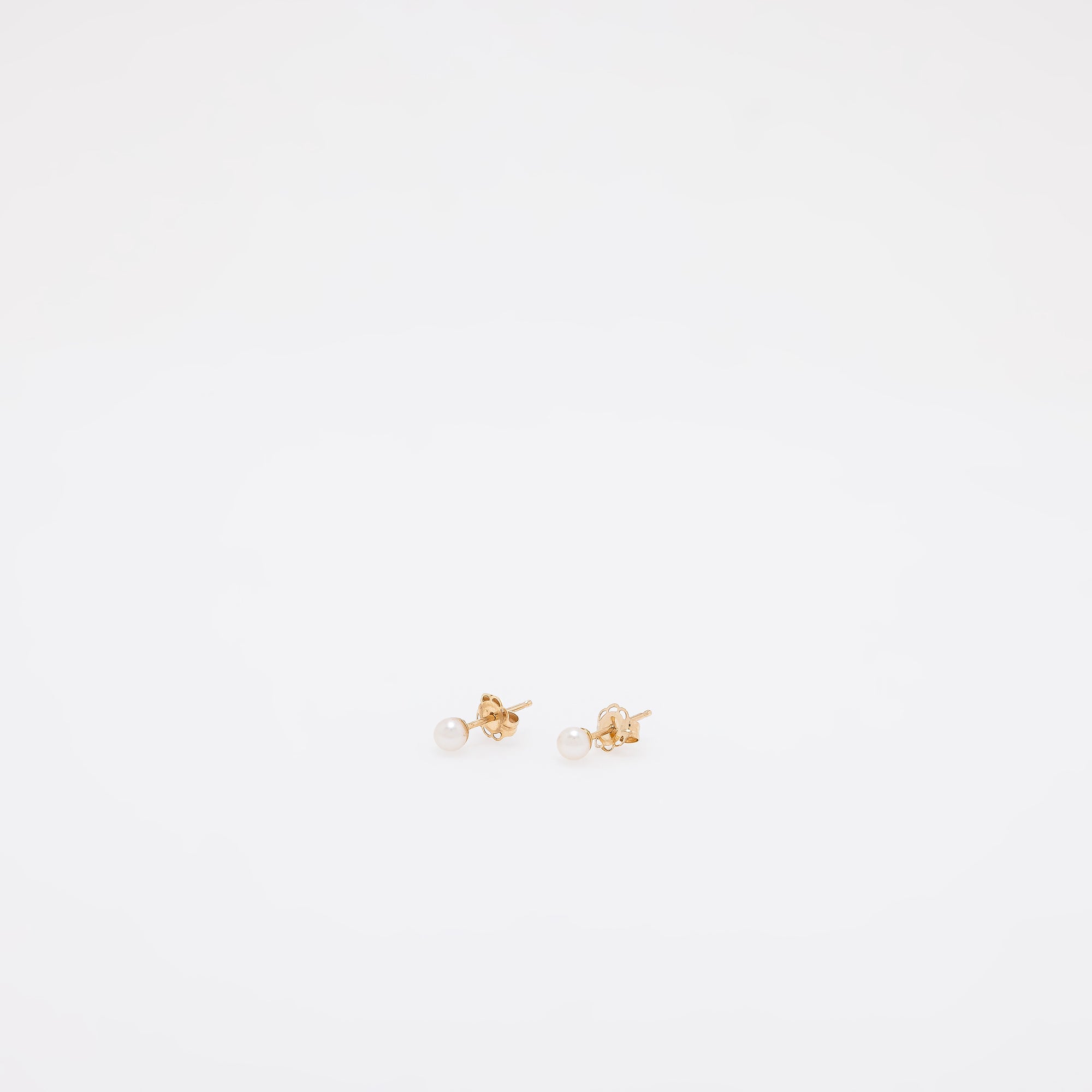 Fernanda Pearl Earrings