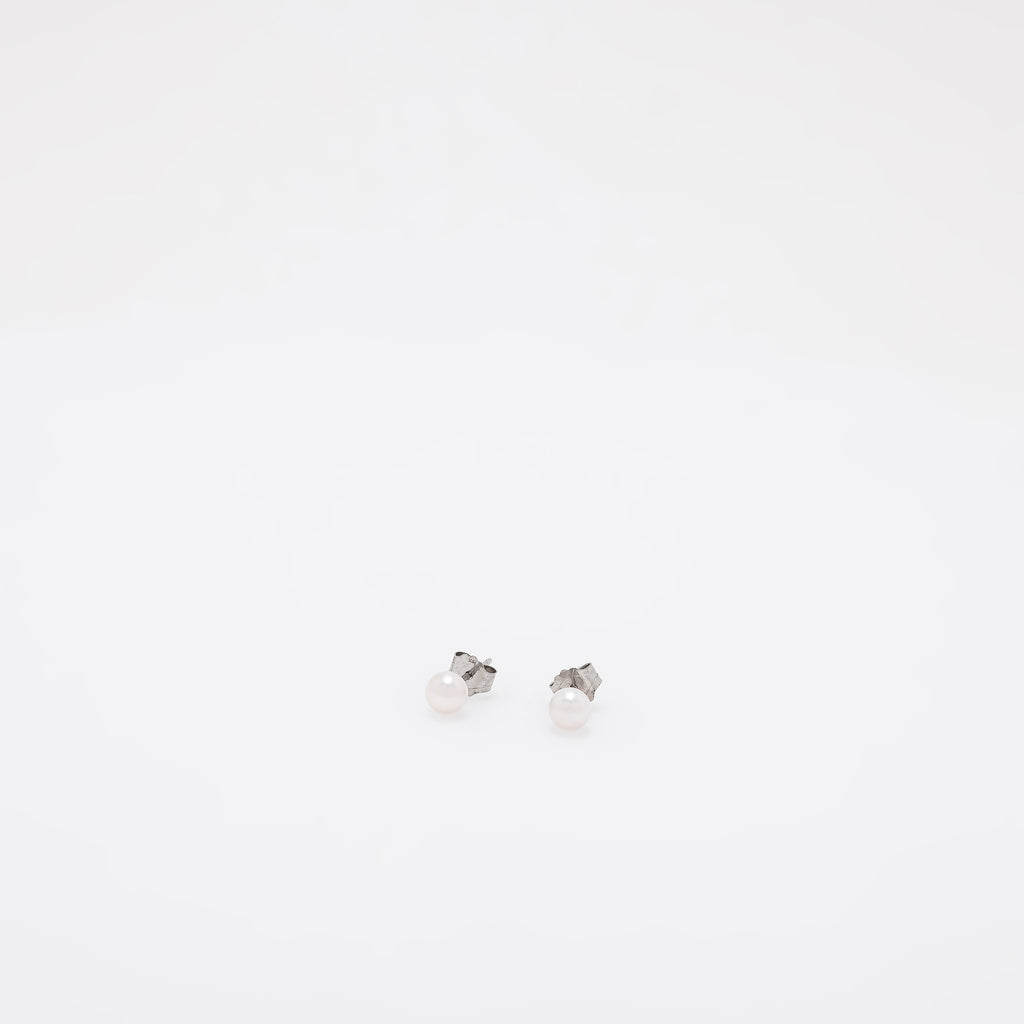 Edmond Pearl Studs