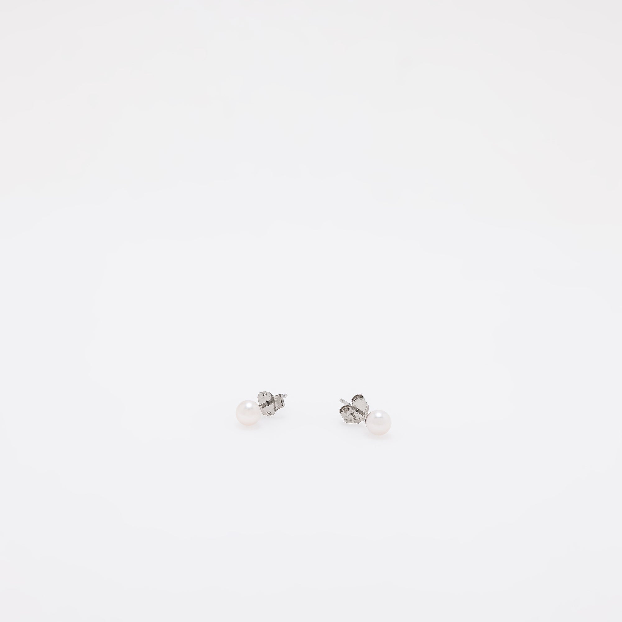 Edmond Pearl Studs