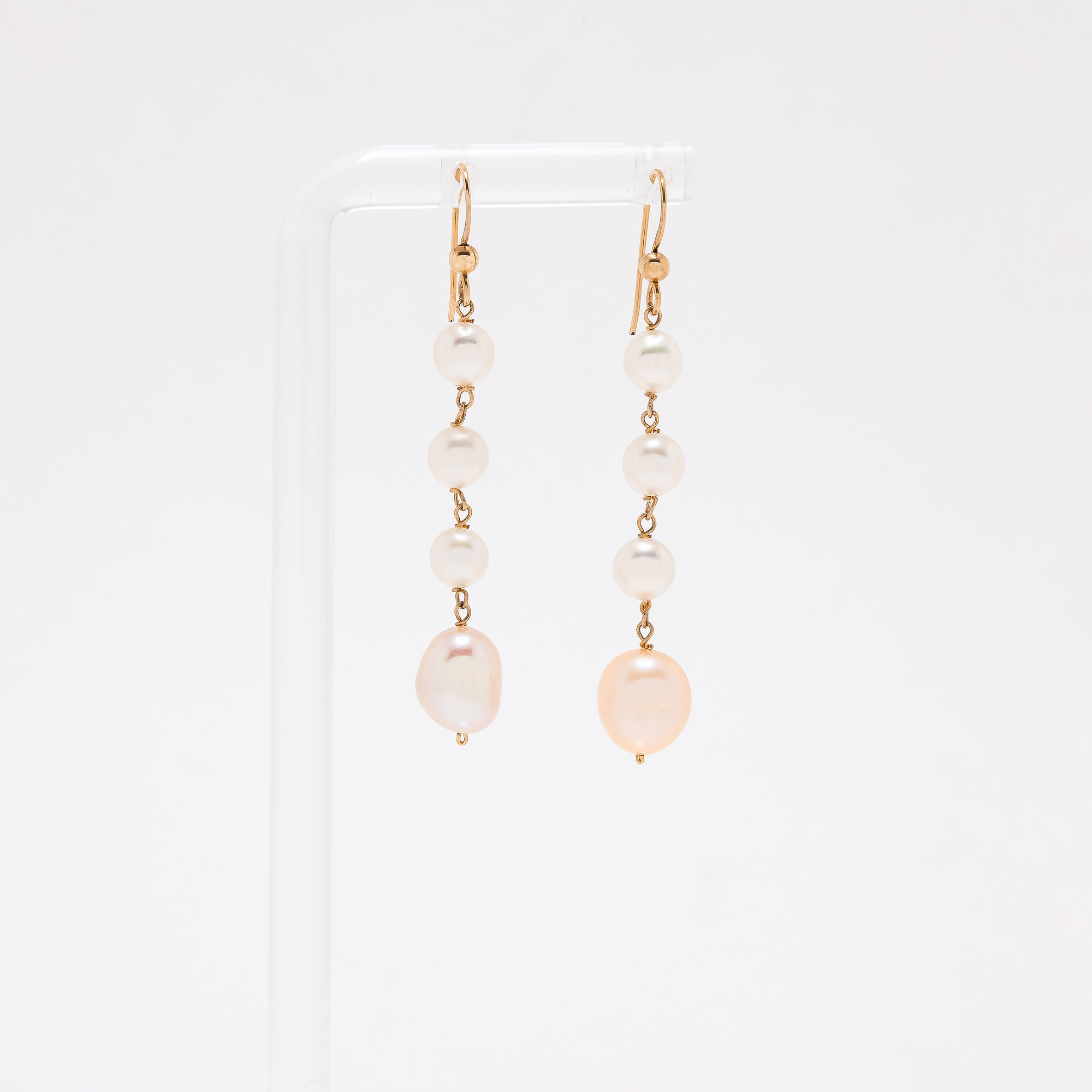 Bianca Pearl Earrings