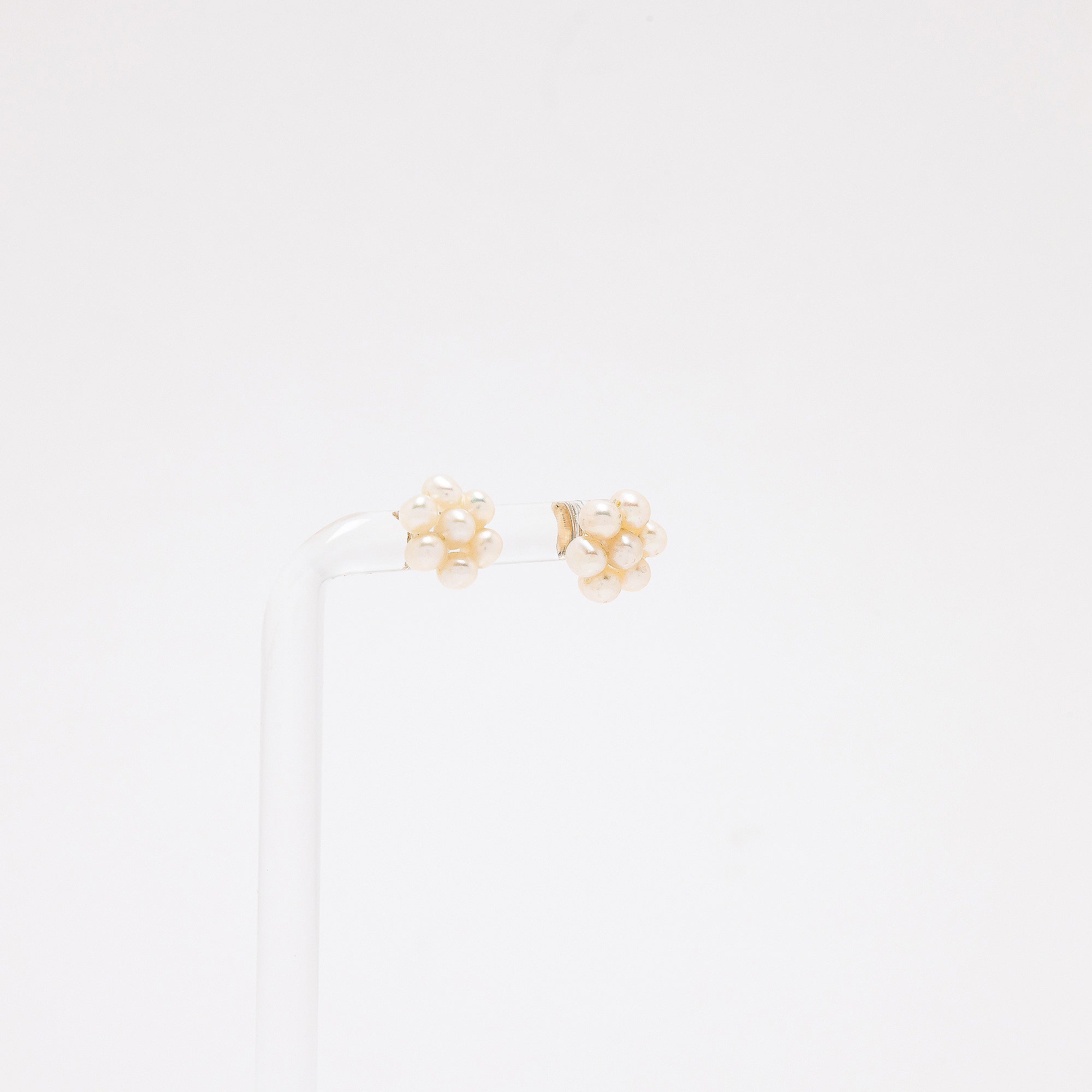 Jess Pearl Earrings