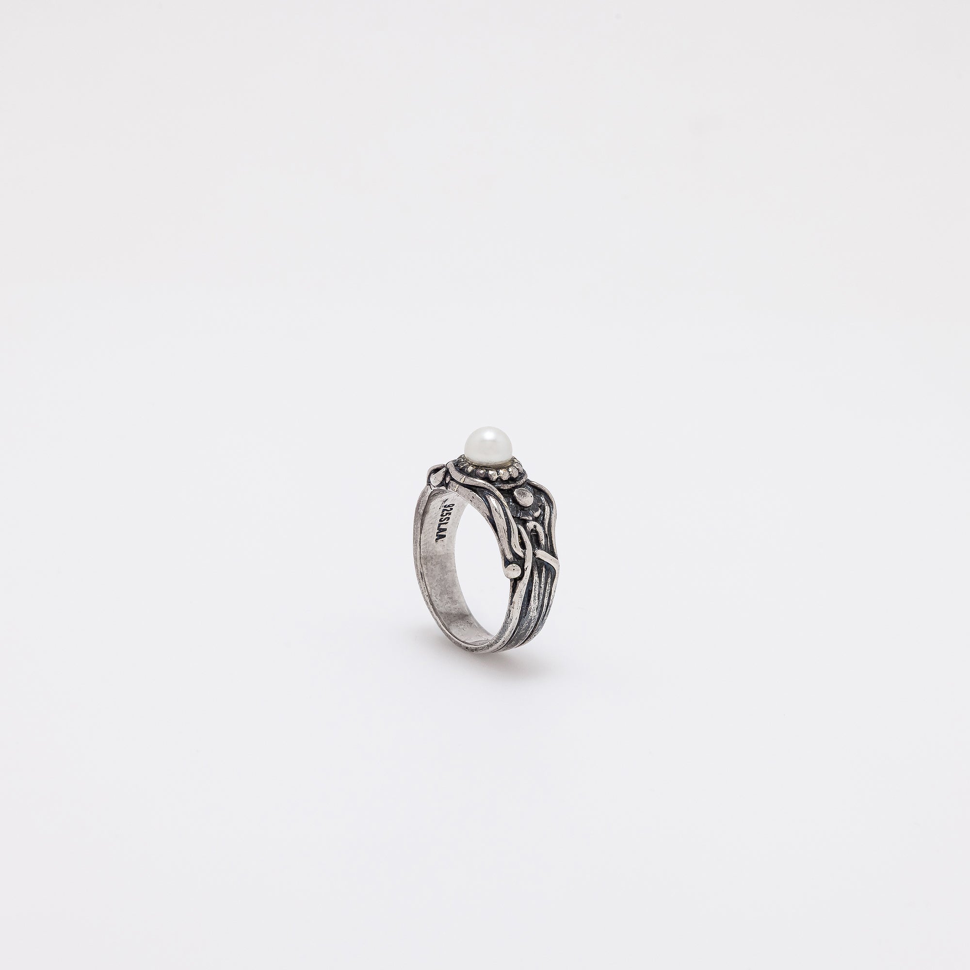 Toshika Pearl Ring