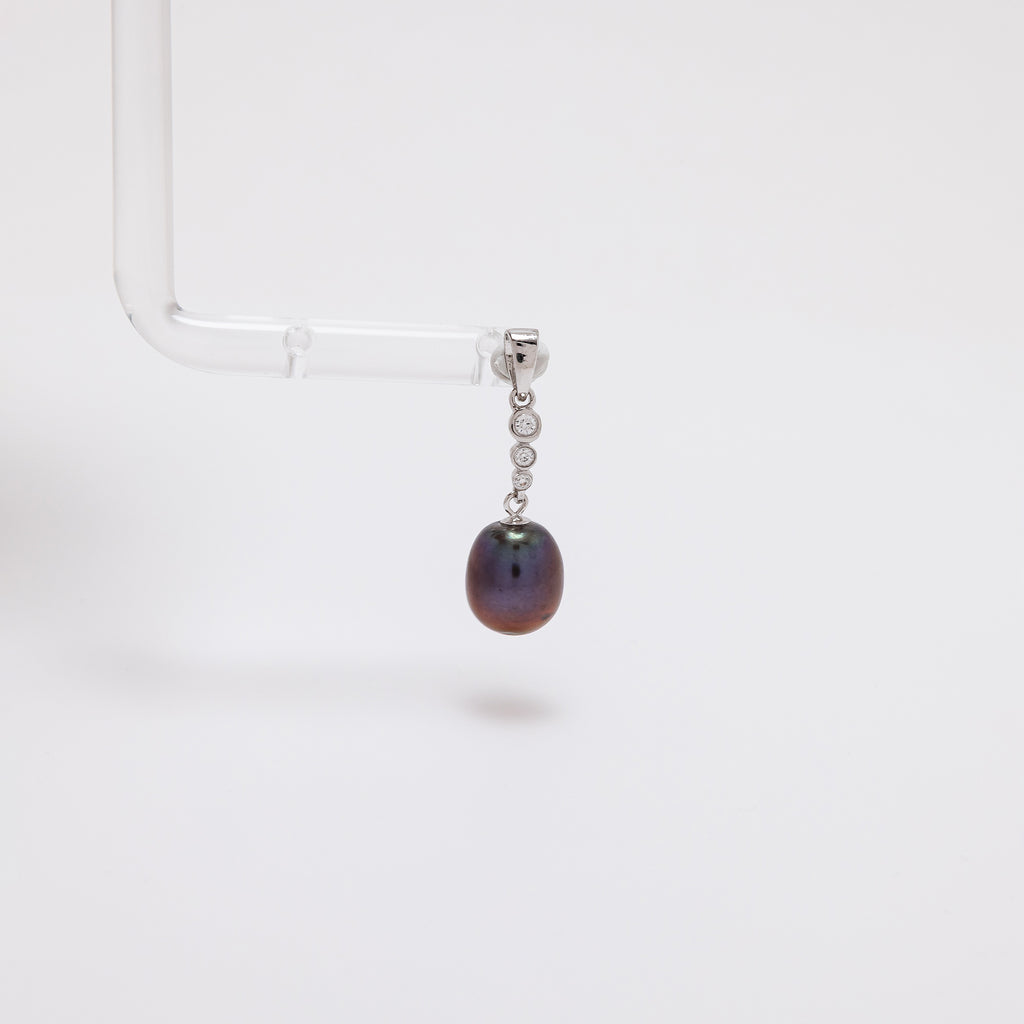 Jayne Pearl Pendant