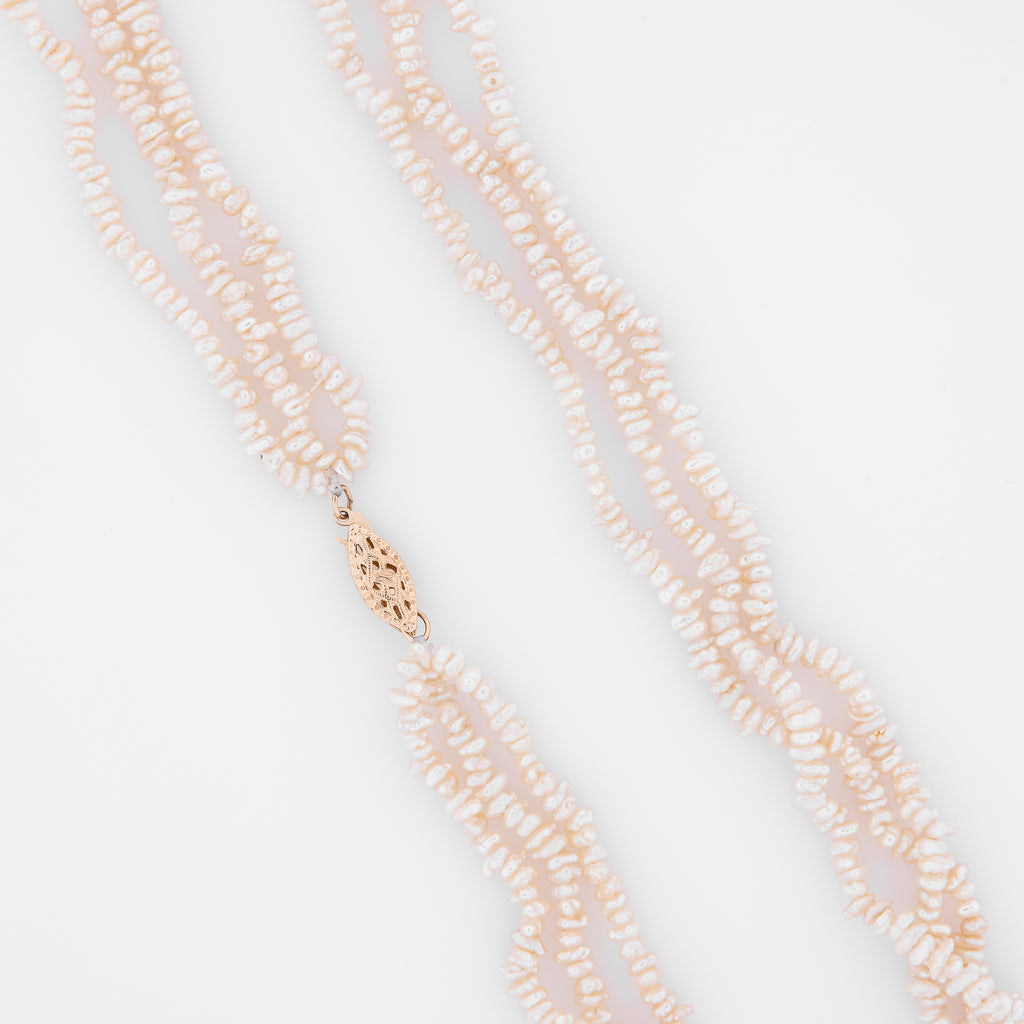 Liz Pearl Necklace