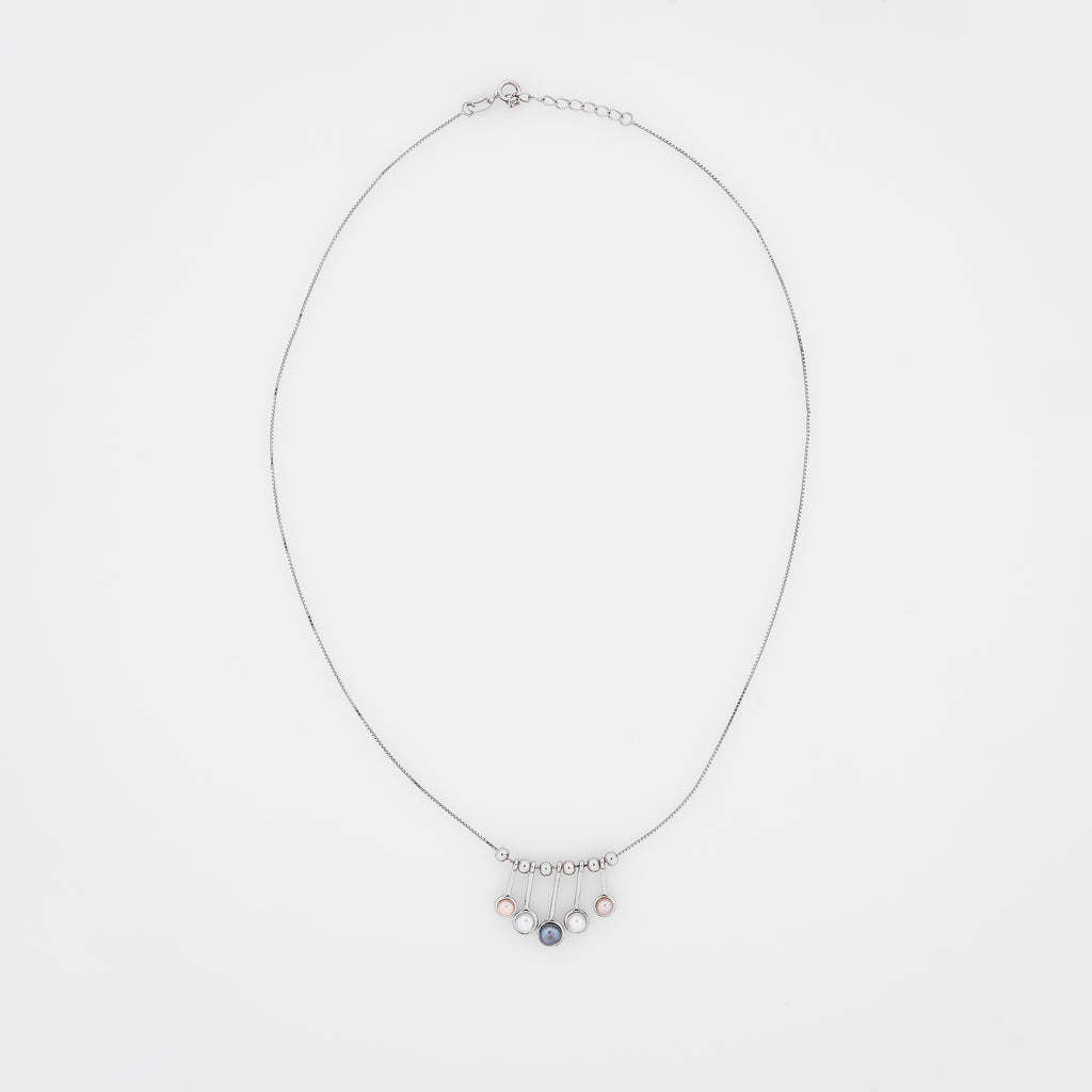 Sara Pearl Necklace