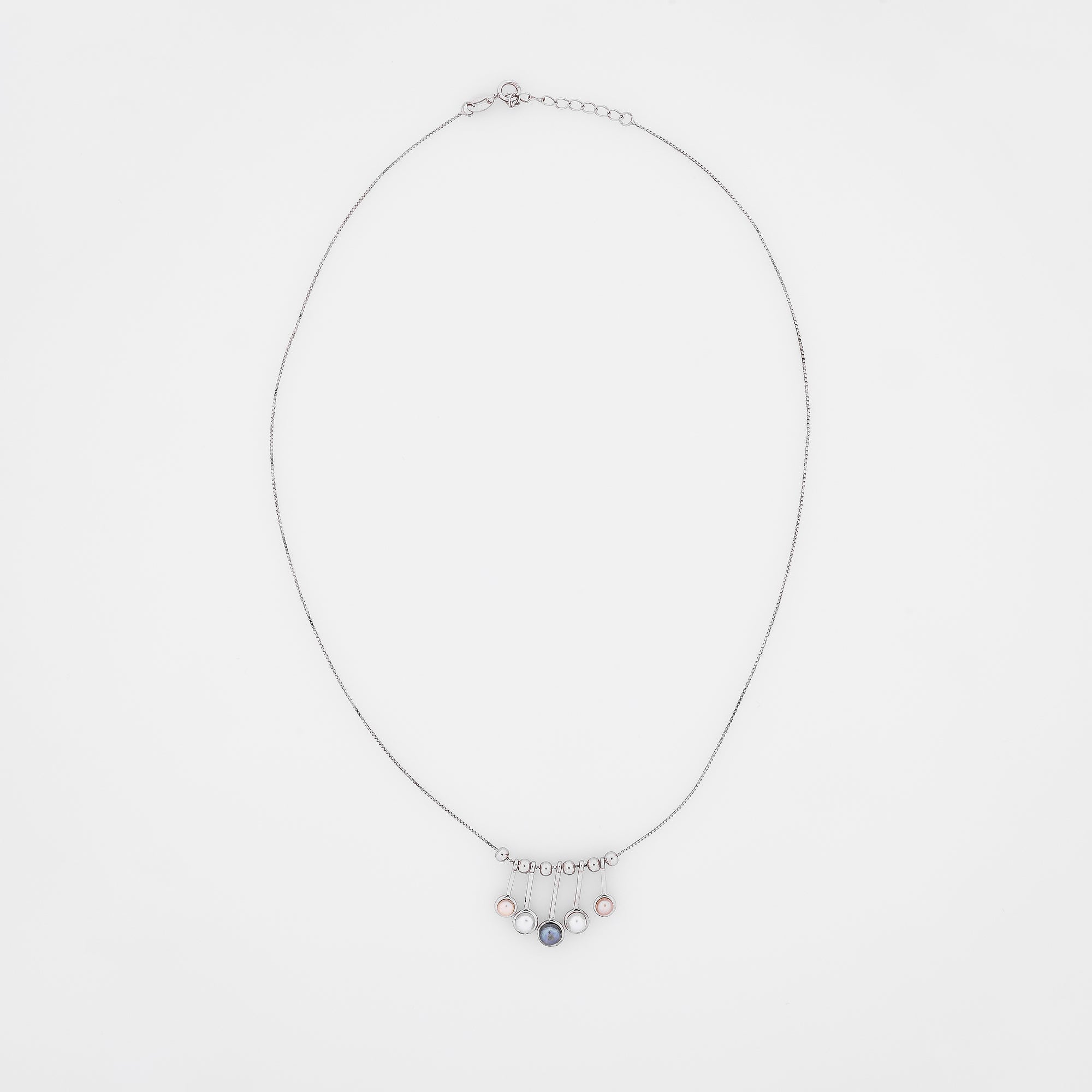 Sara Pearl Necklace