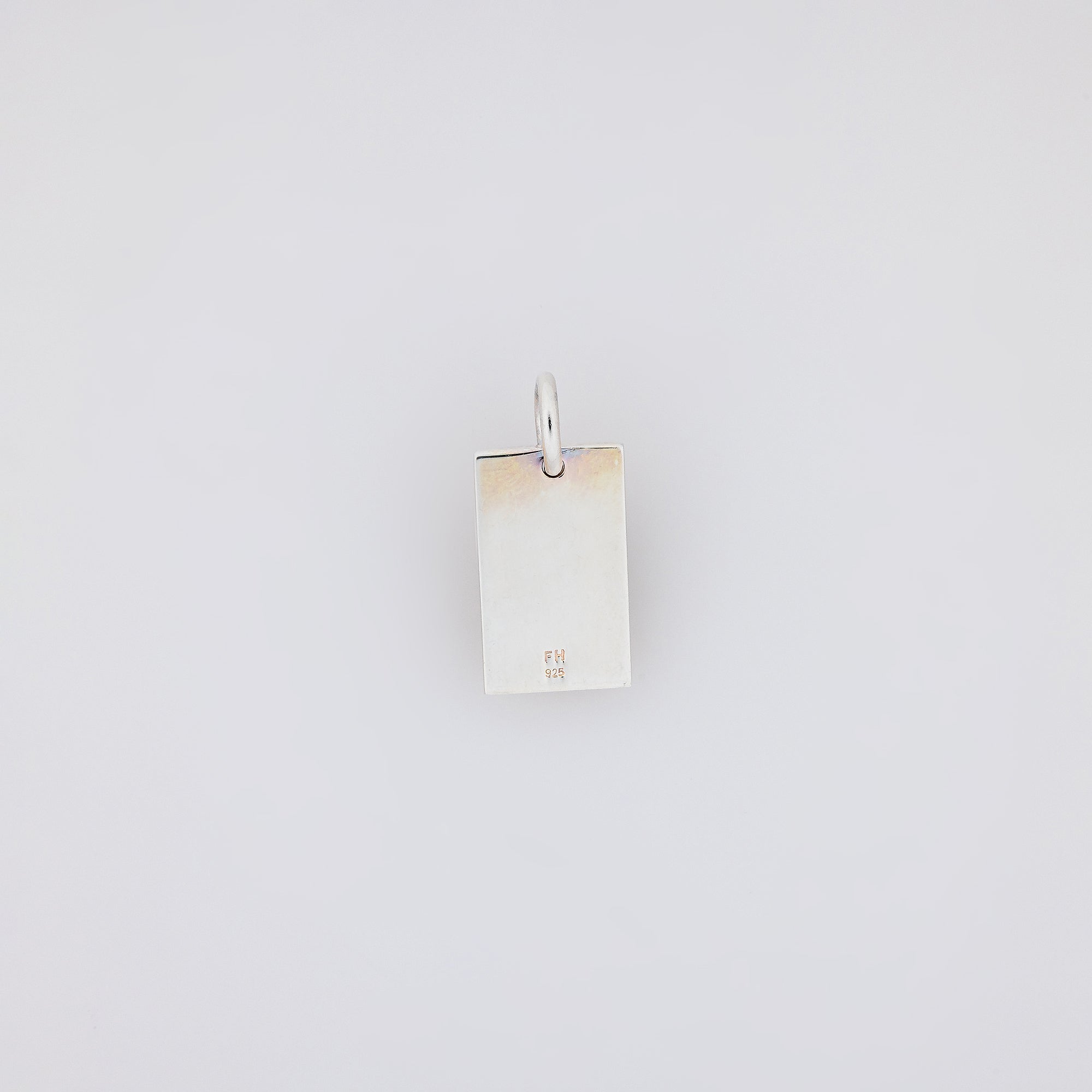Solo Hibiscus Vertical Bar Pendant