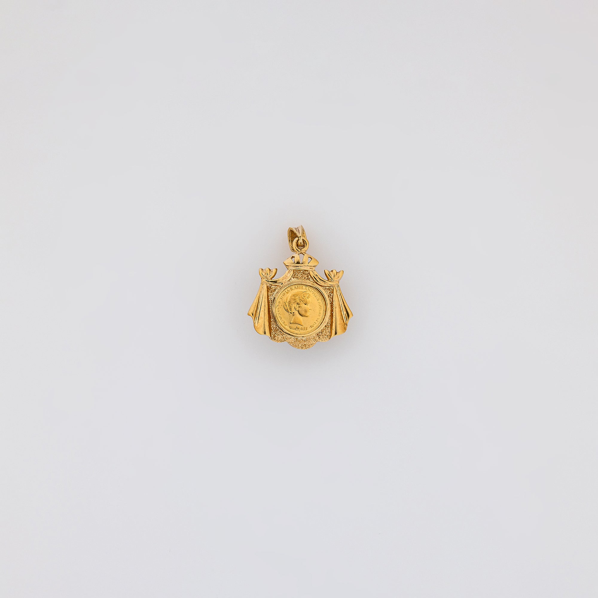 Princess Kaʻiulani Pendant
