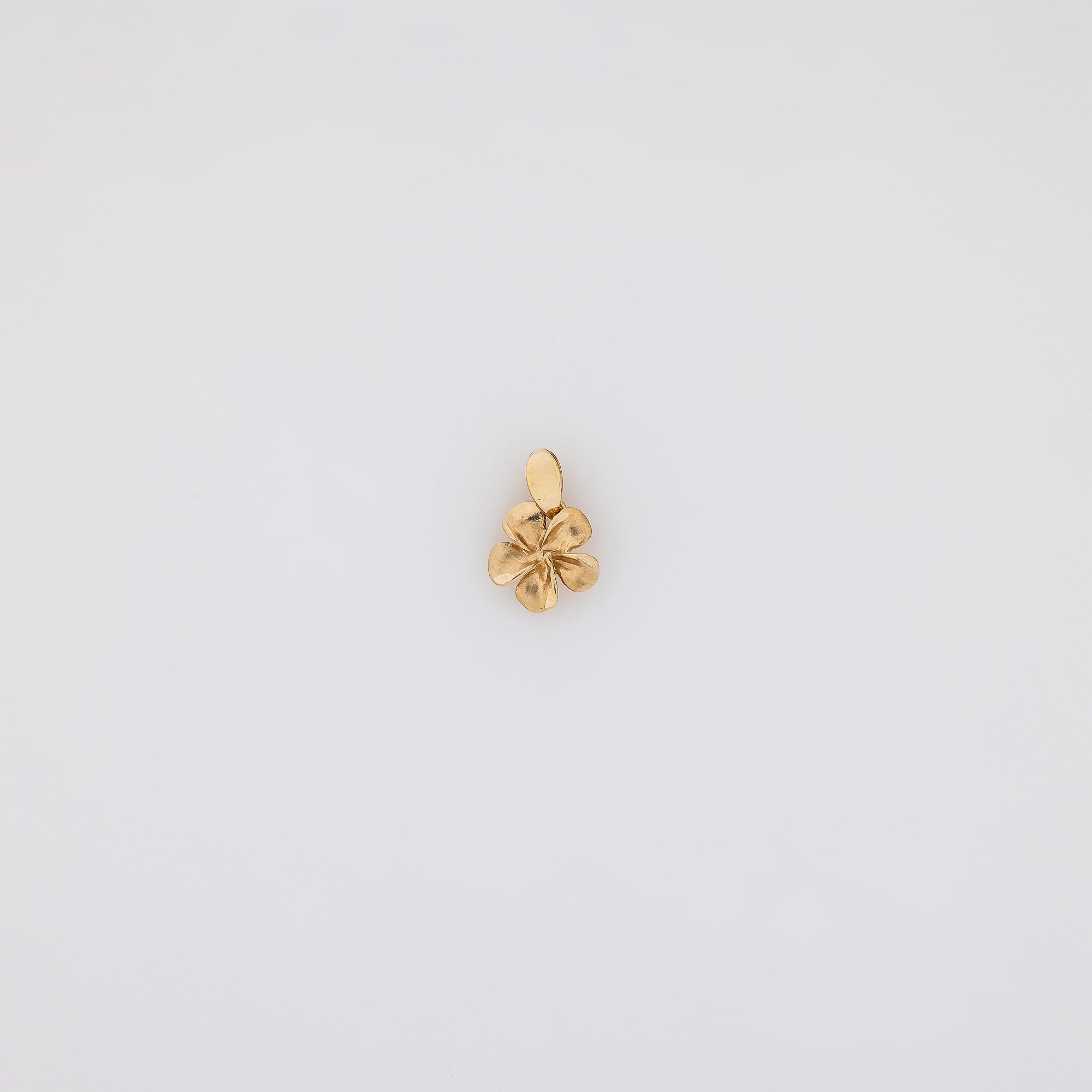11mm Simple Gold Plumeria Pendant