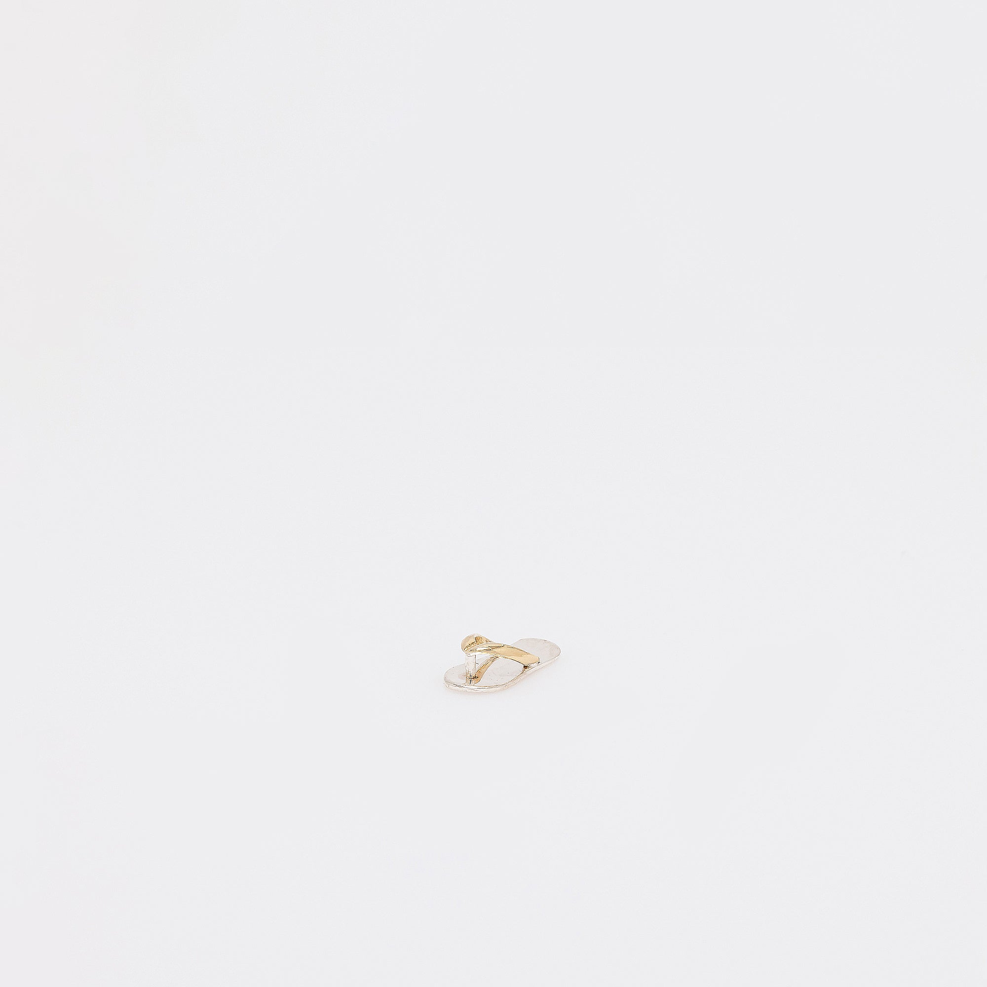 Simple Slippah Pendant