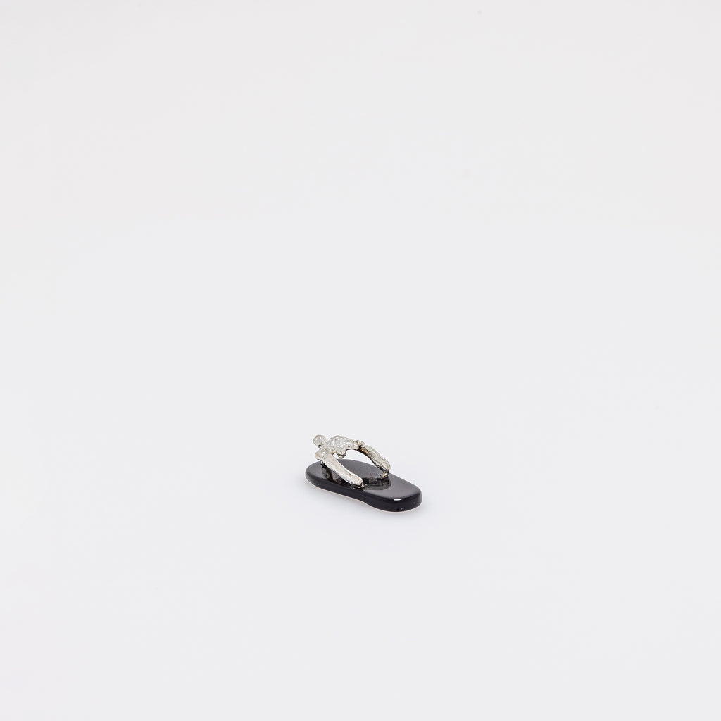 Honu Slippah in Black Onyx