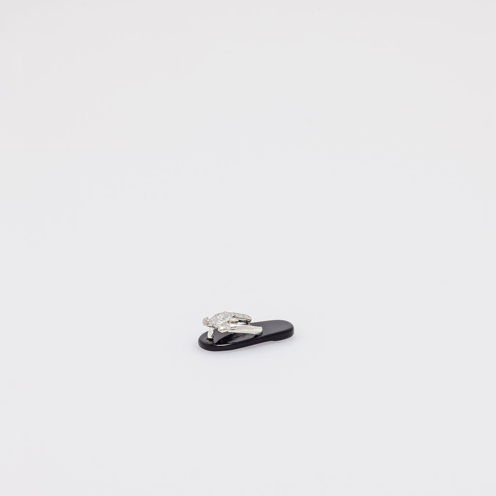 Honu Slippah in Black Onyx