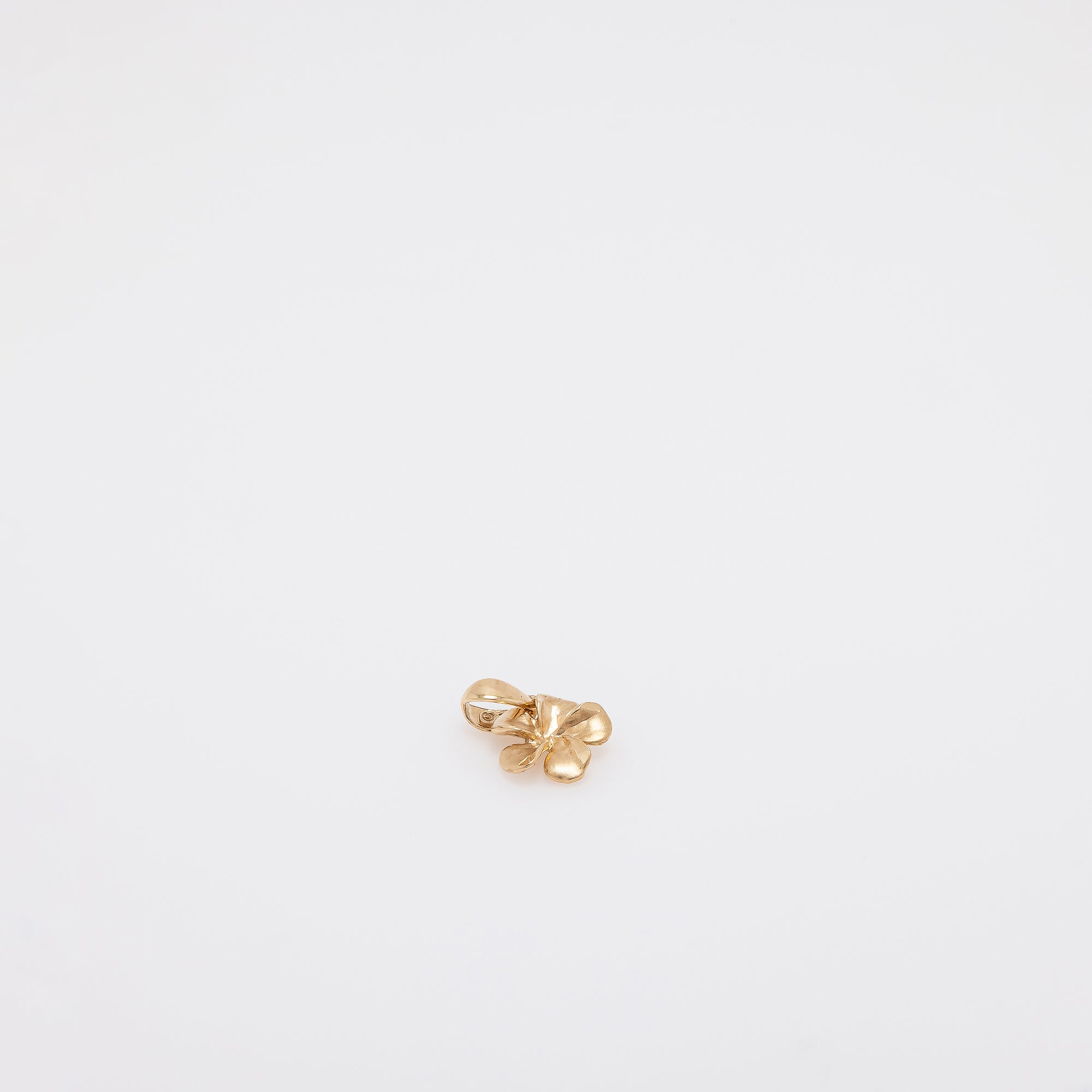 11mm Simple Gold Plumeria Pendant