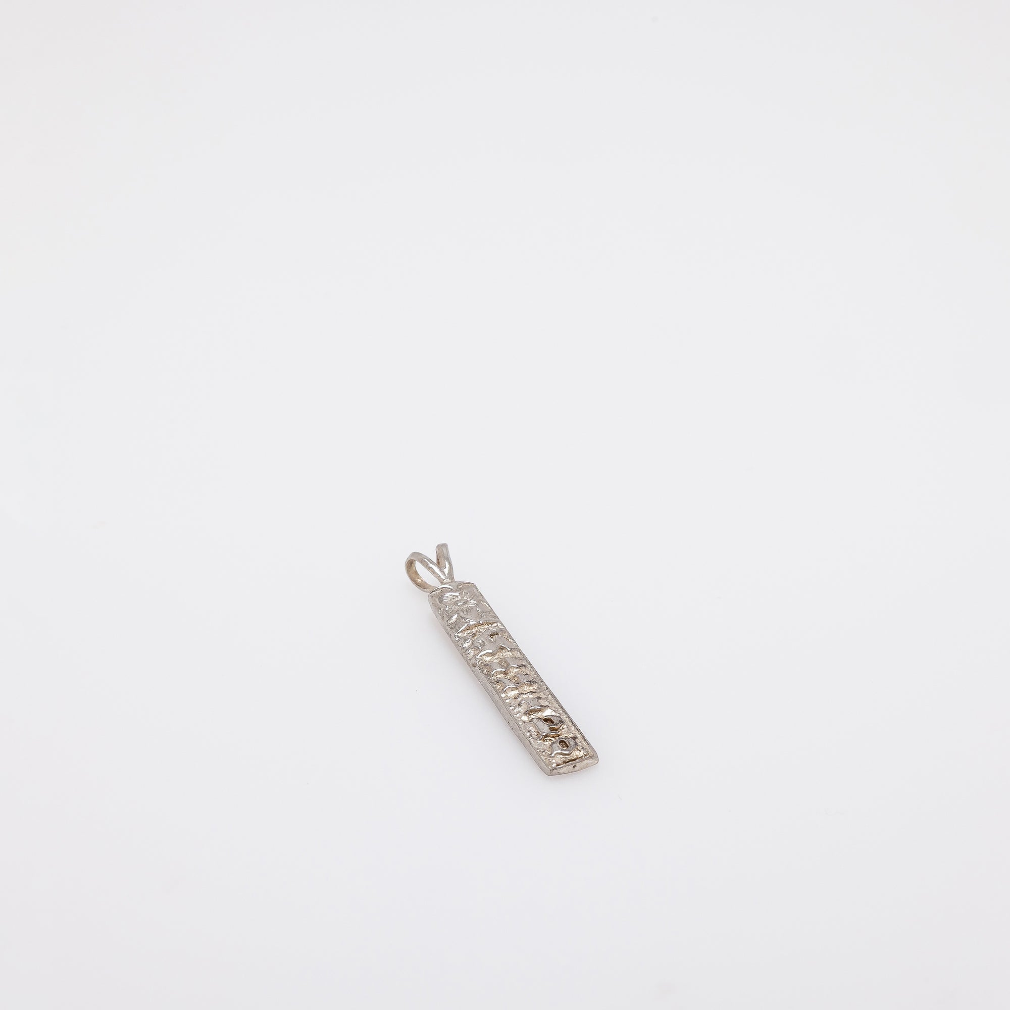 Engraved KU'UIPO Vertical Bar Pendant