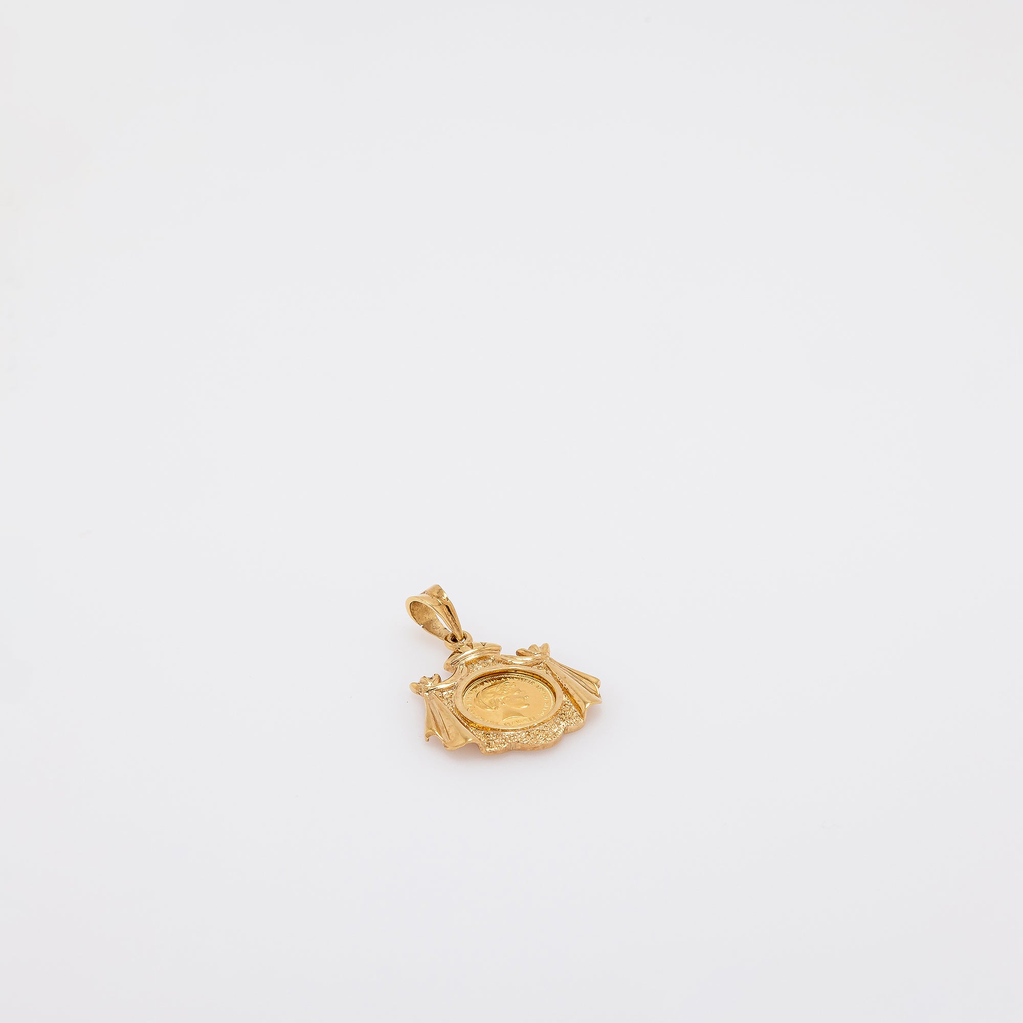 Princess Kaʻiulani Pendant