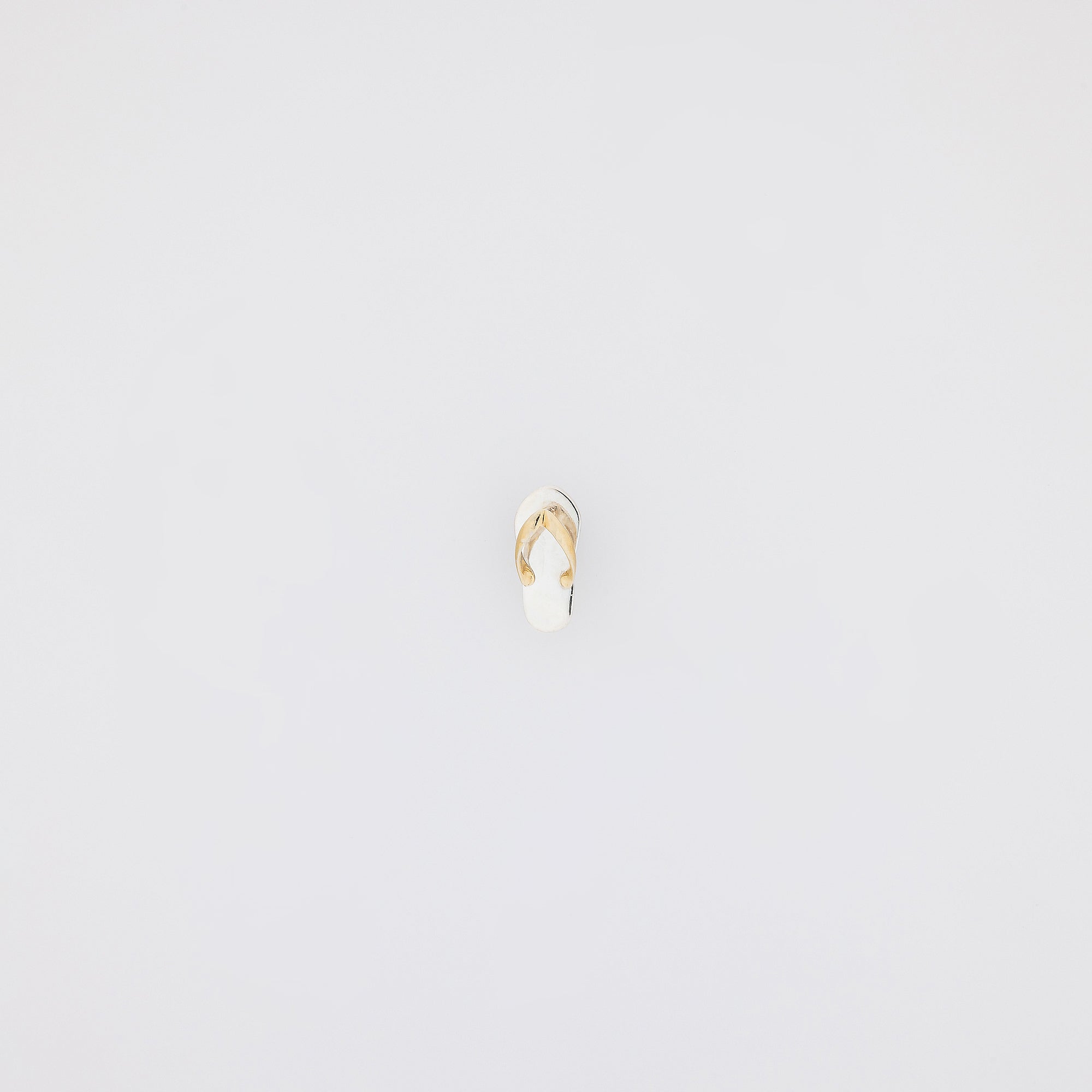 Simple Slippah Pendant