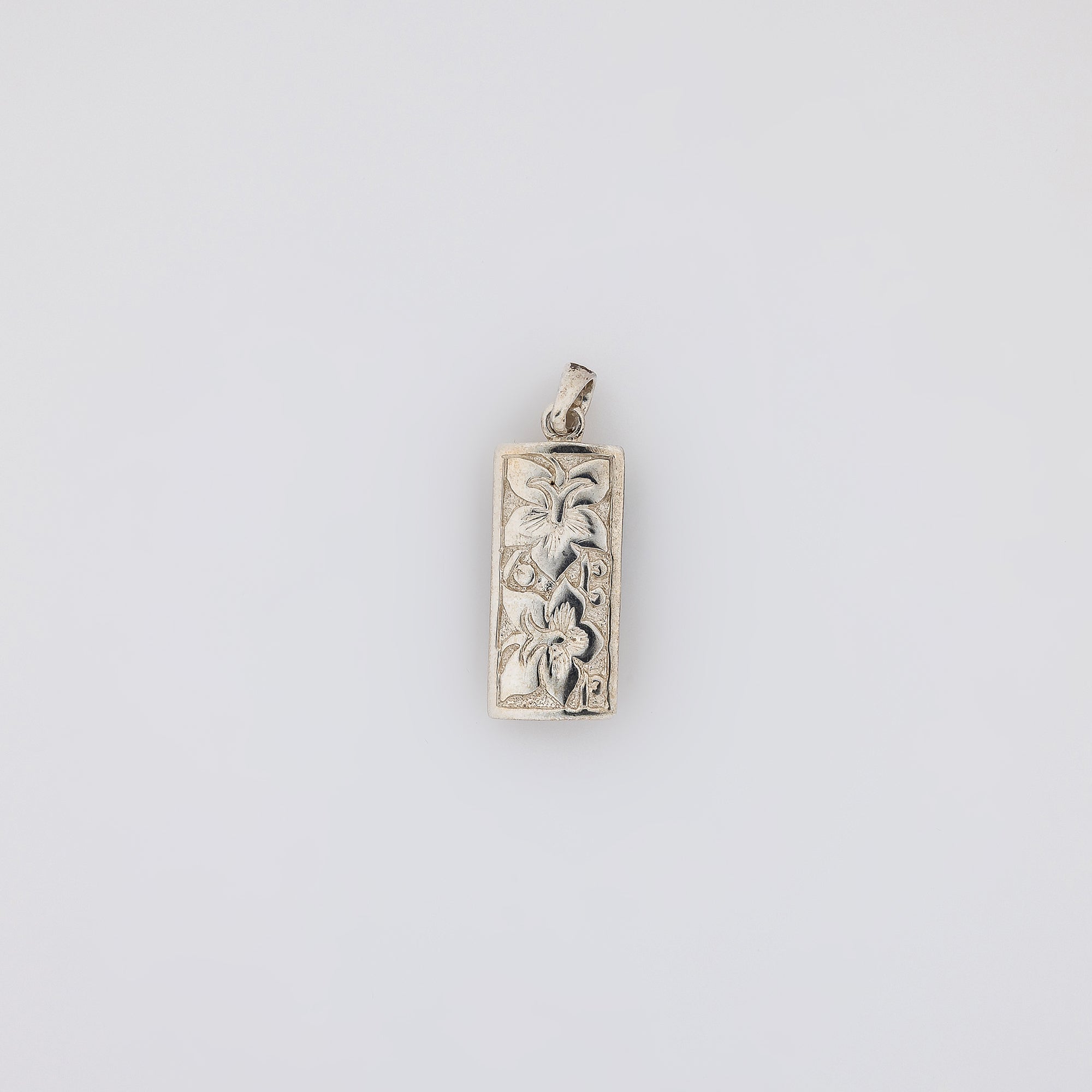 Double Hibiscus Vertical Bar Pendant