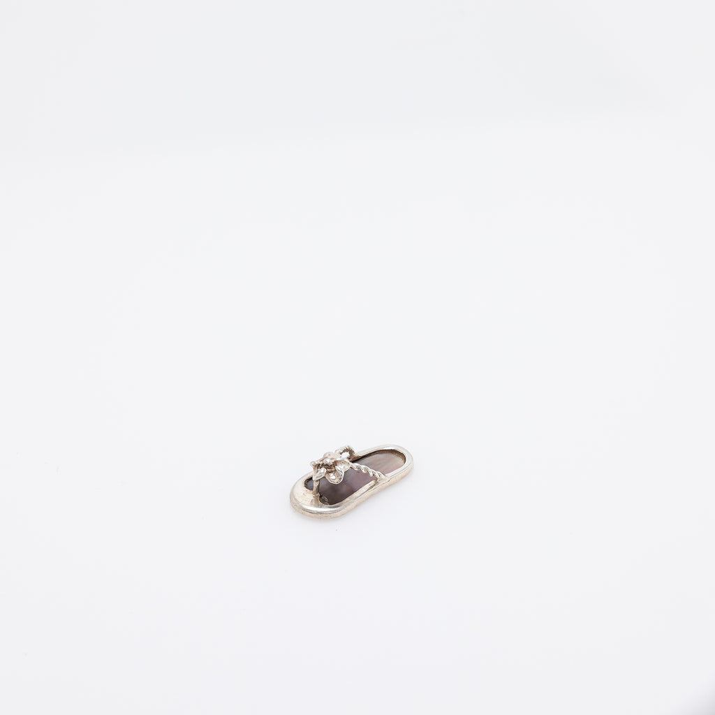Mother-of-Pearl Slippah Pendant