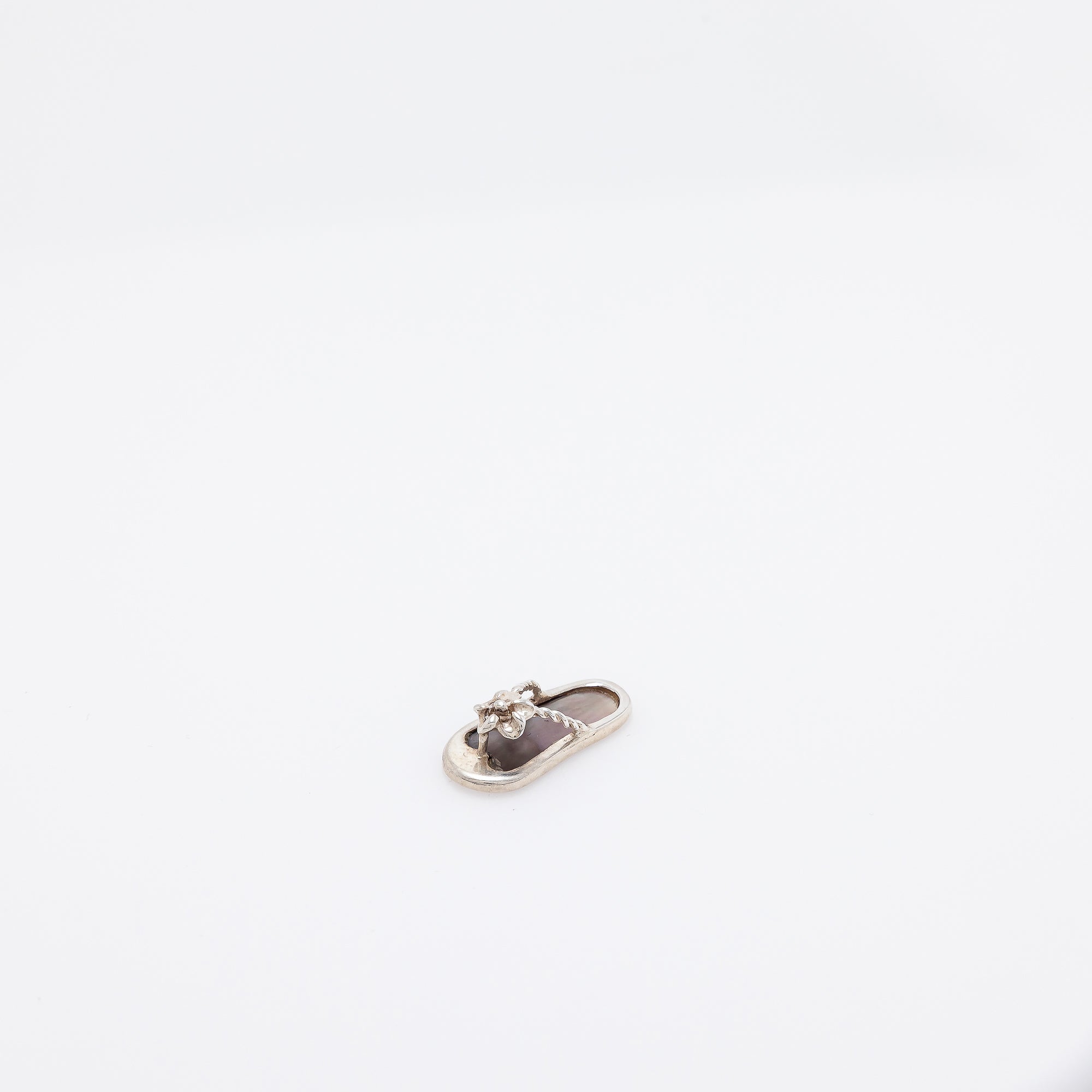 Mother-of-Pearl Slippah Pendant