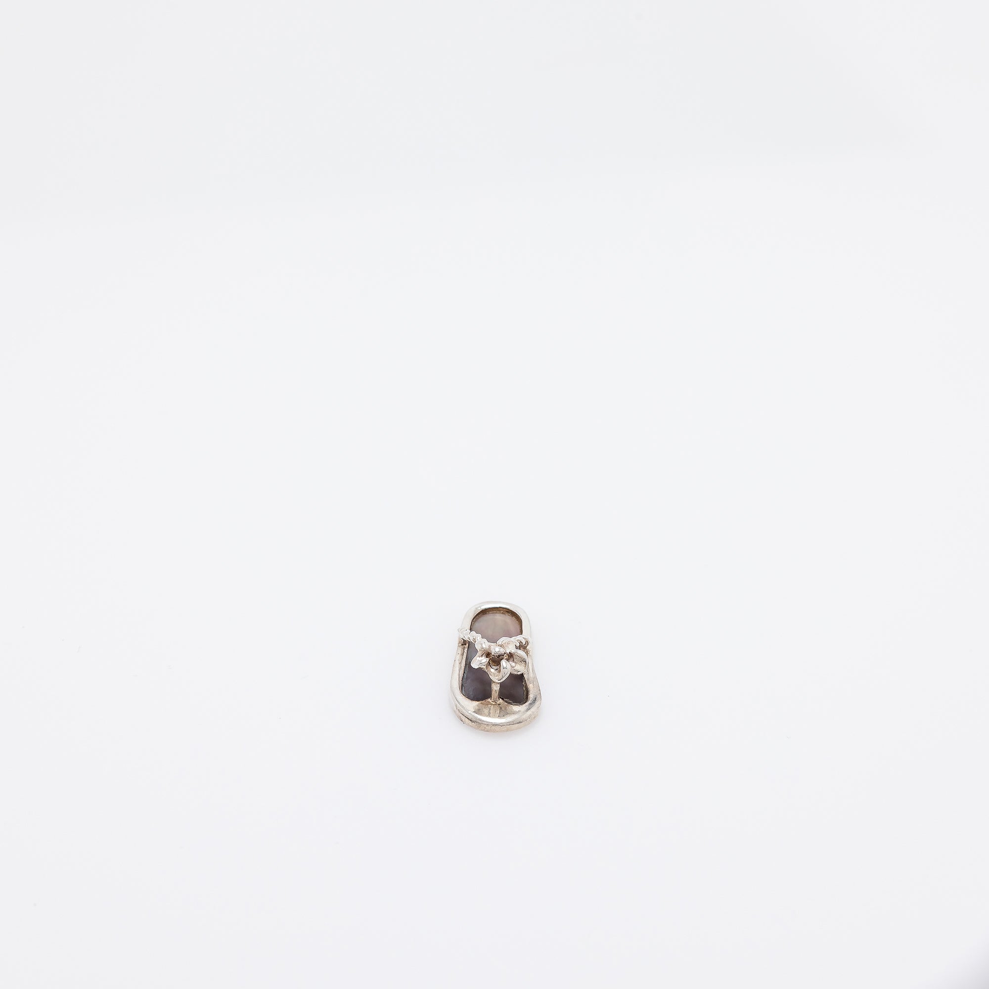 Mother-of-Pearl Slippah Pendant
