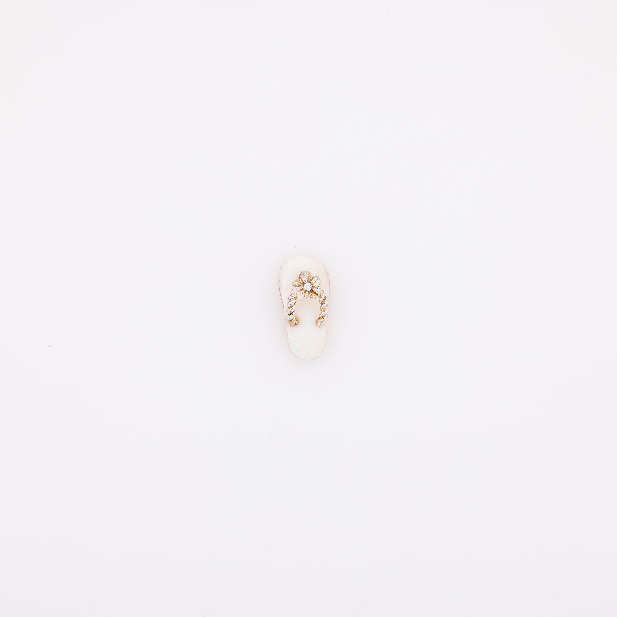 White Shell CZ Plumeria Slippah